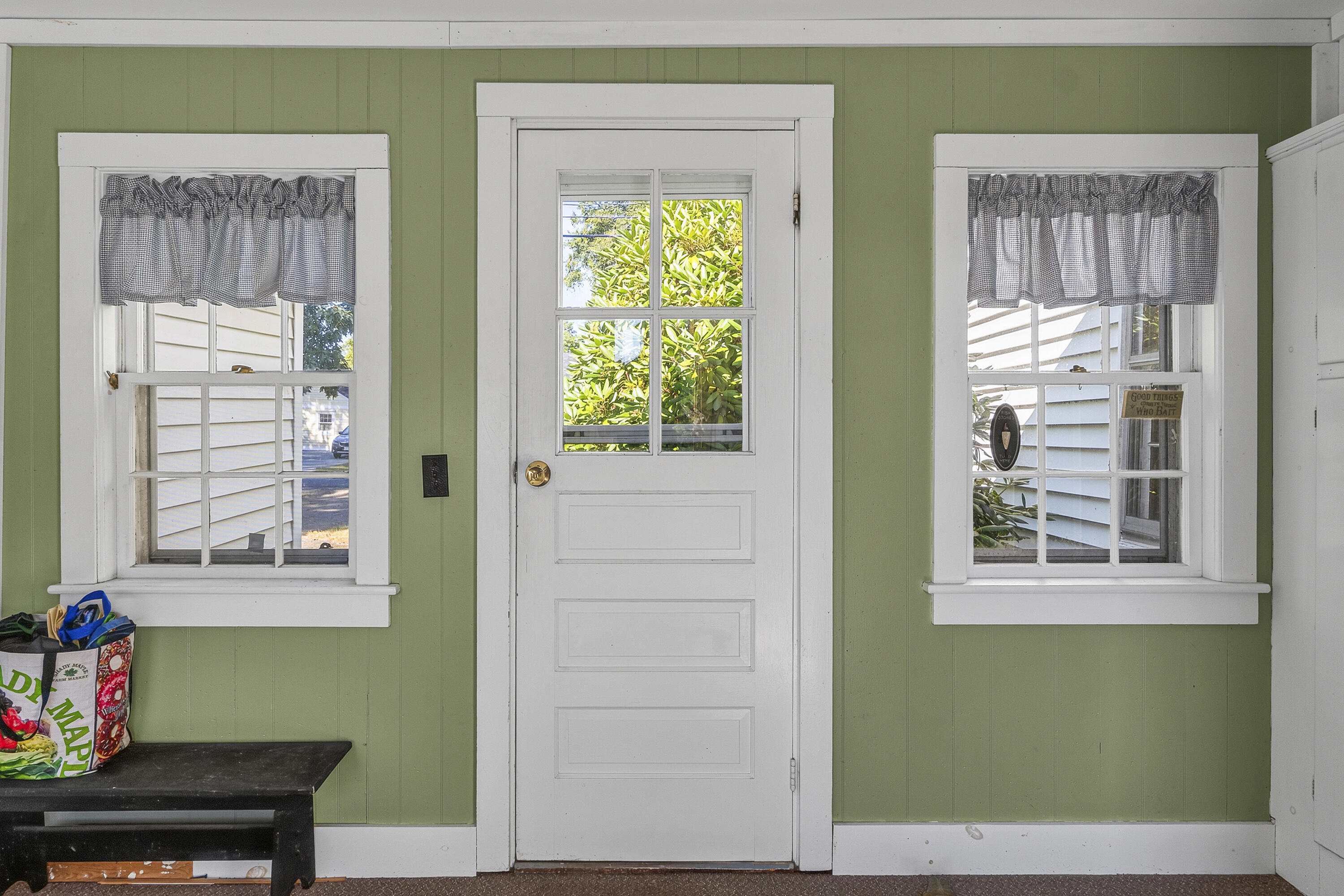 944 Dutch Neck Road Property Photo 14