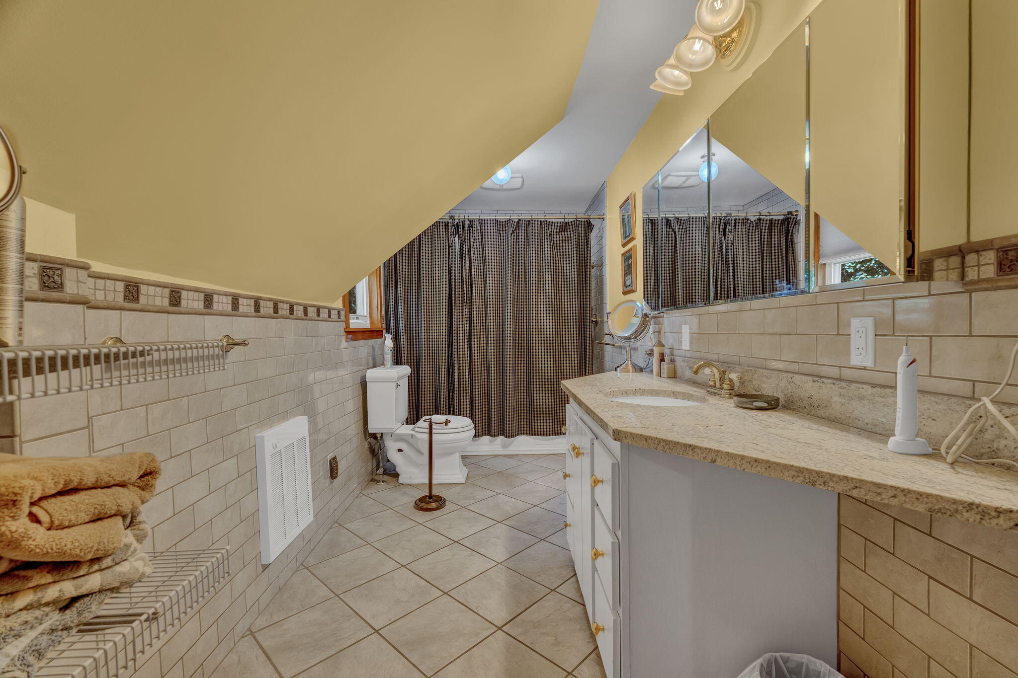 4261 Union Street Property Photo 93
