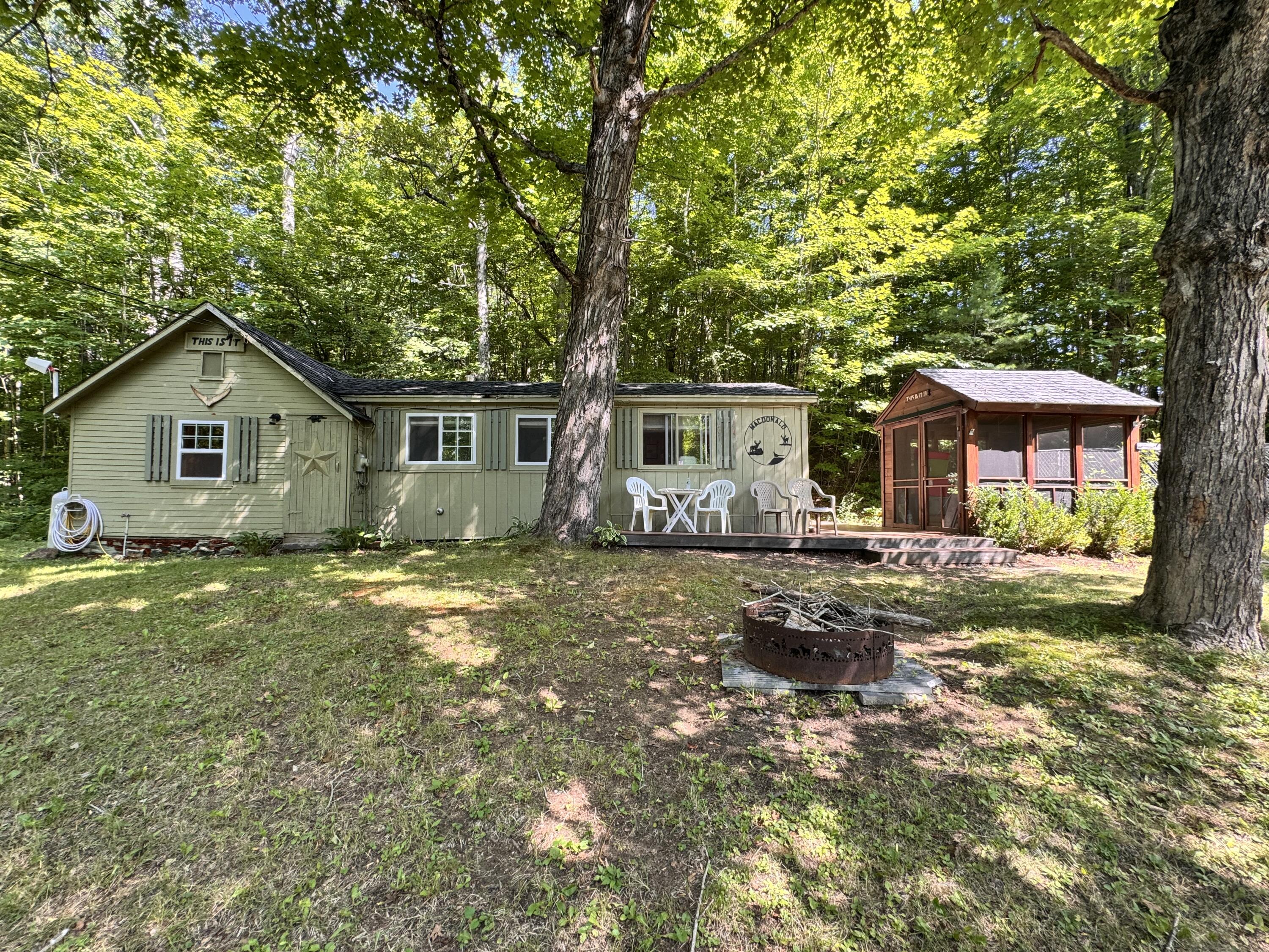 194 Reed Mills Road Property Photo 1