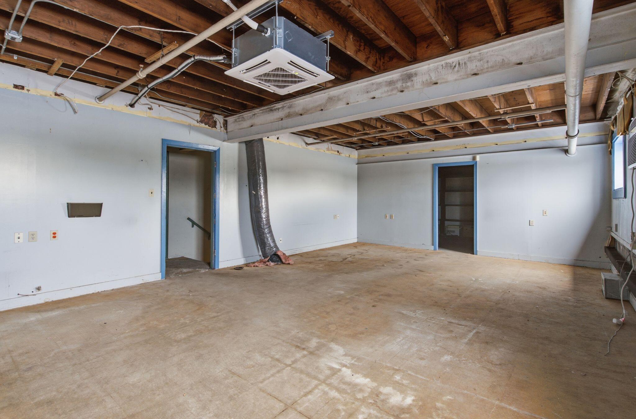 1357 Main Street Property Photo 31