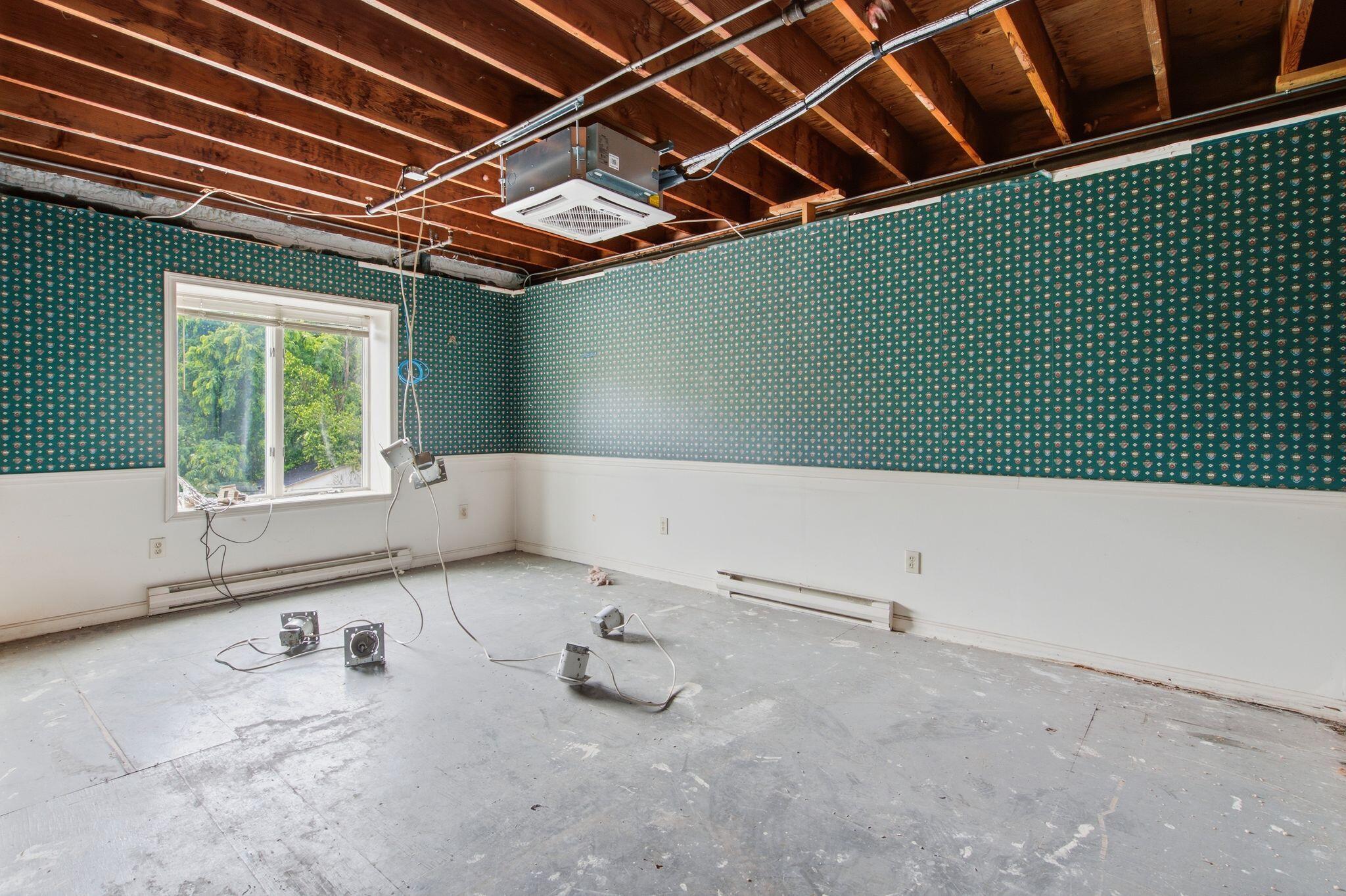 1357 Main Street Property Photo 35