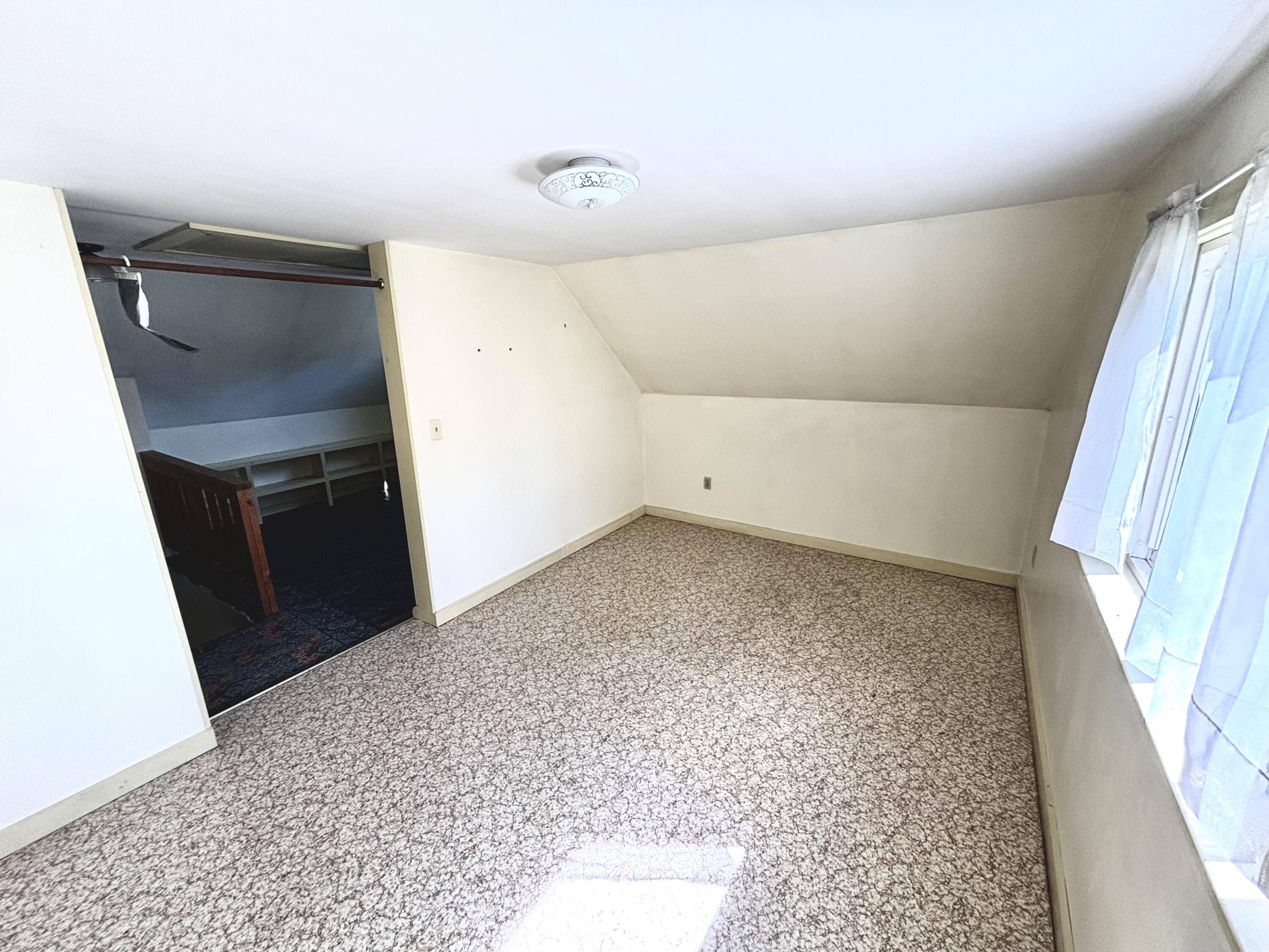 188 Knox Street Property Photo 20