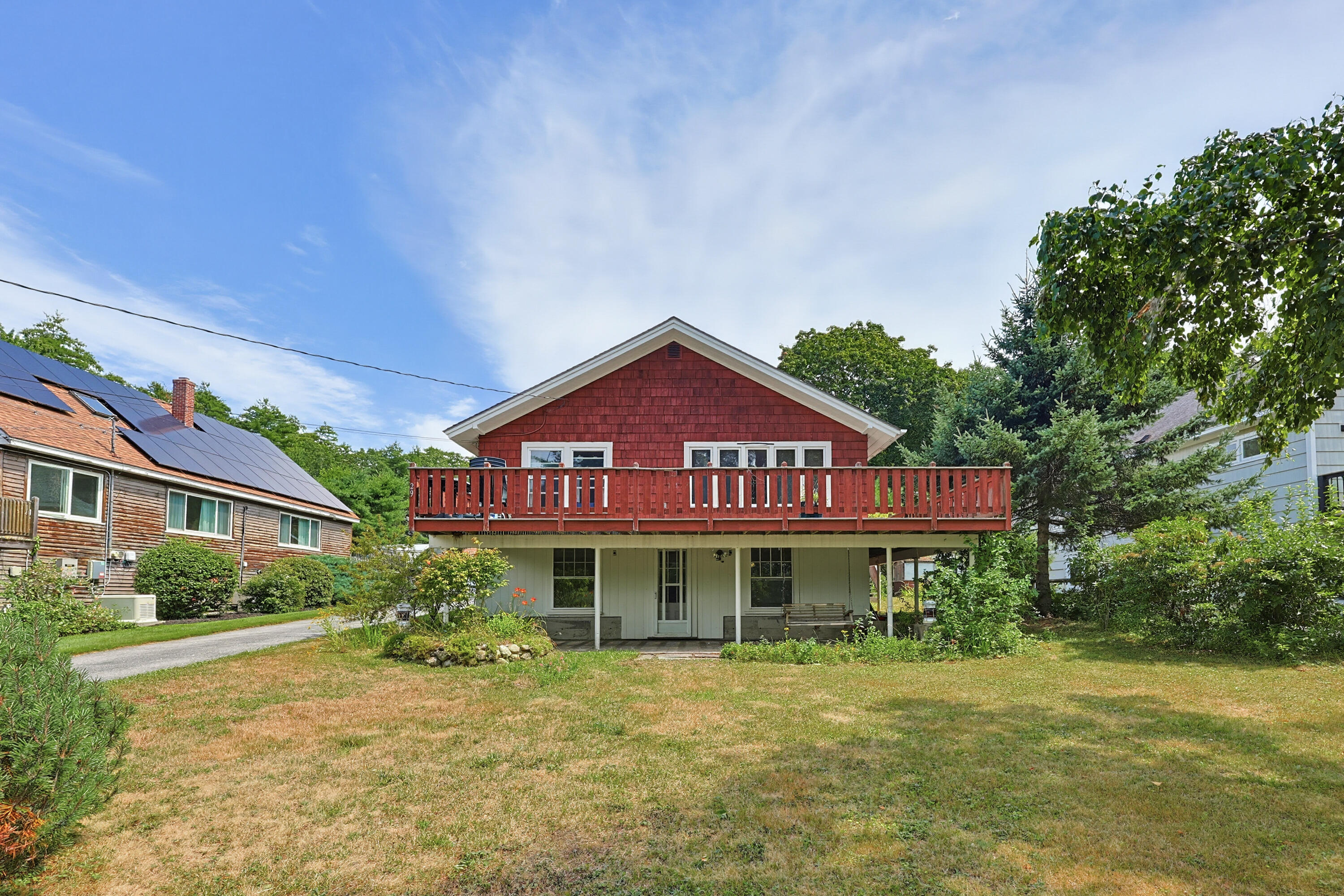 29 Lake Avenue Property Photo 1