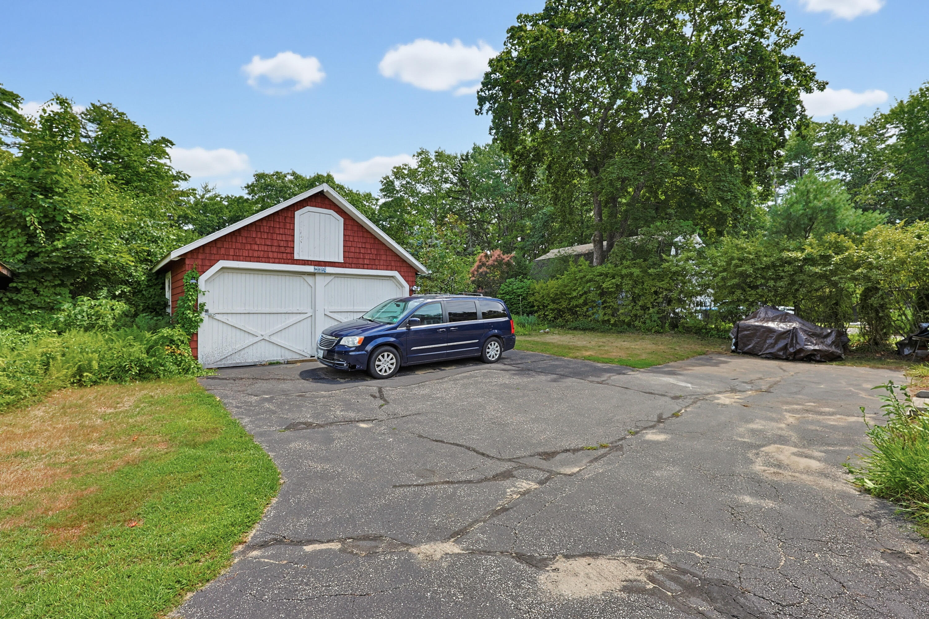 29 Lake Avenue Property Photo 29