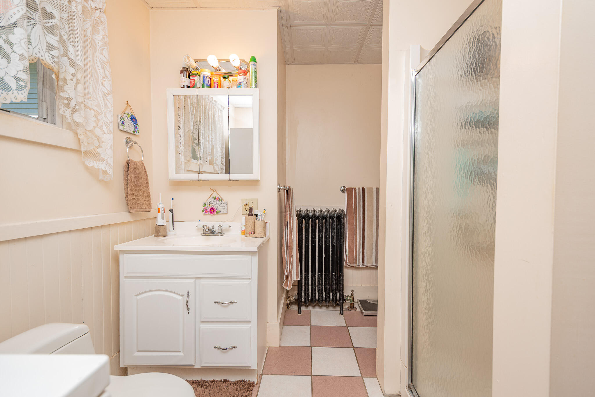 10 High Street Property Photo 58