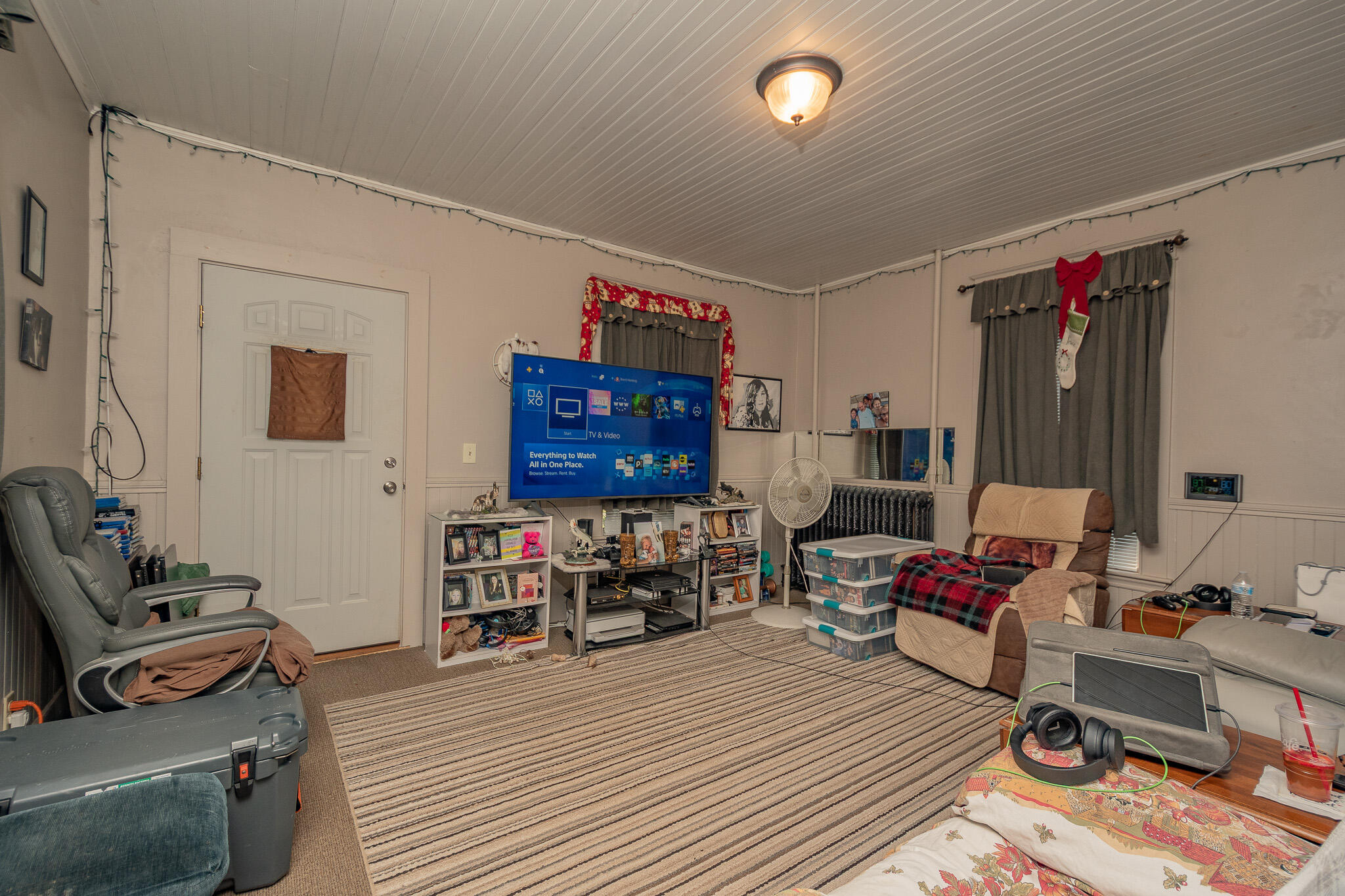 10 High Street Property Photo 65
