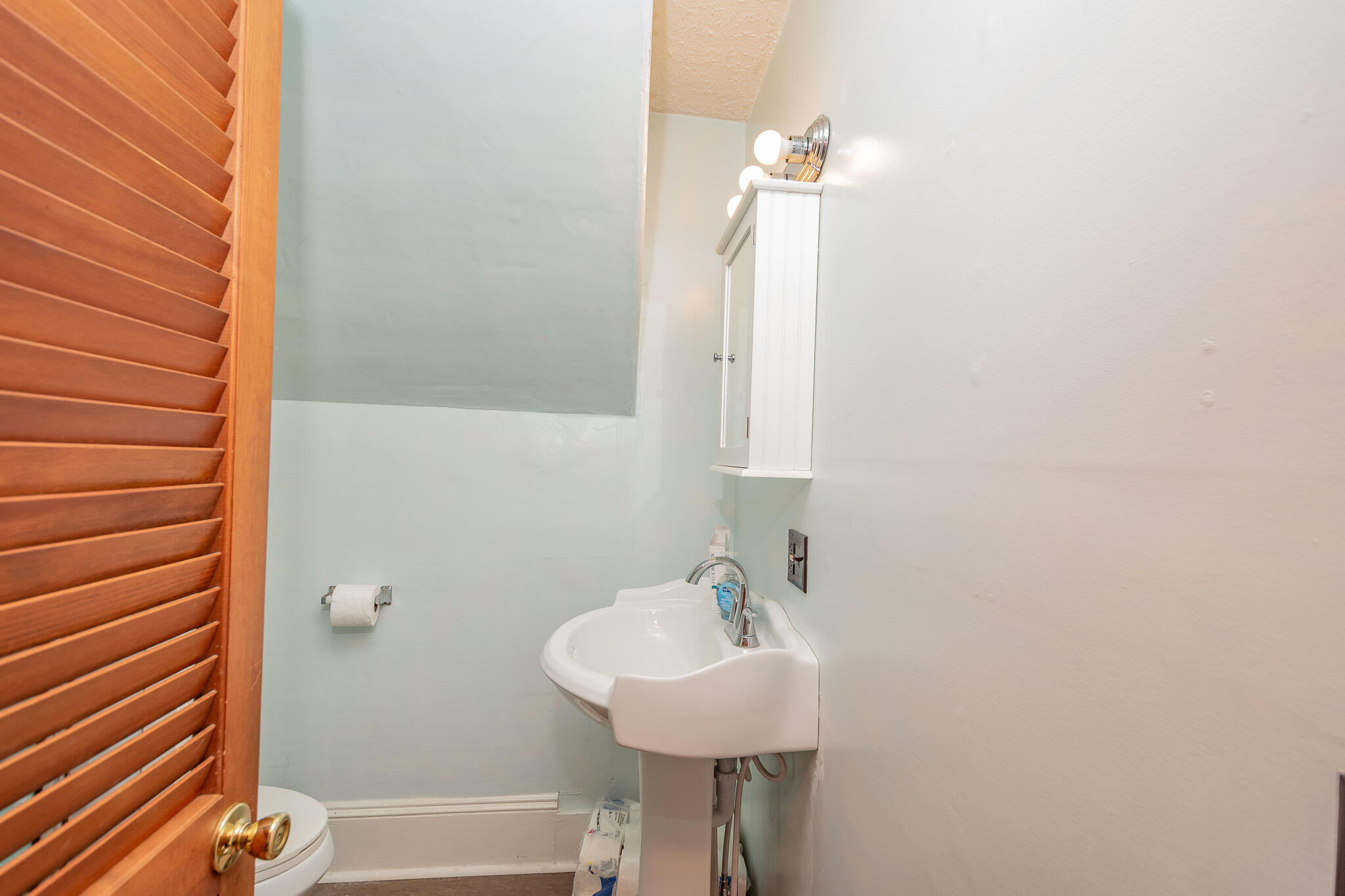 10 High Street Property Photo 73