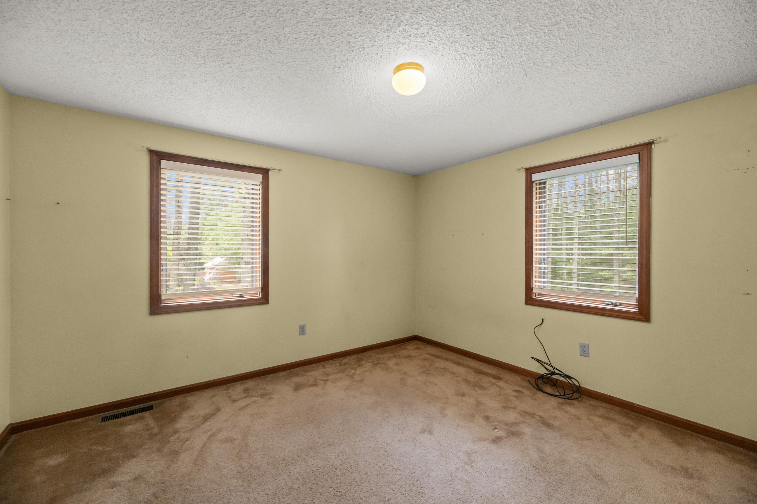 12 Pinewood Drive Property Photo 23