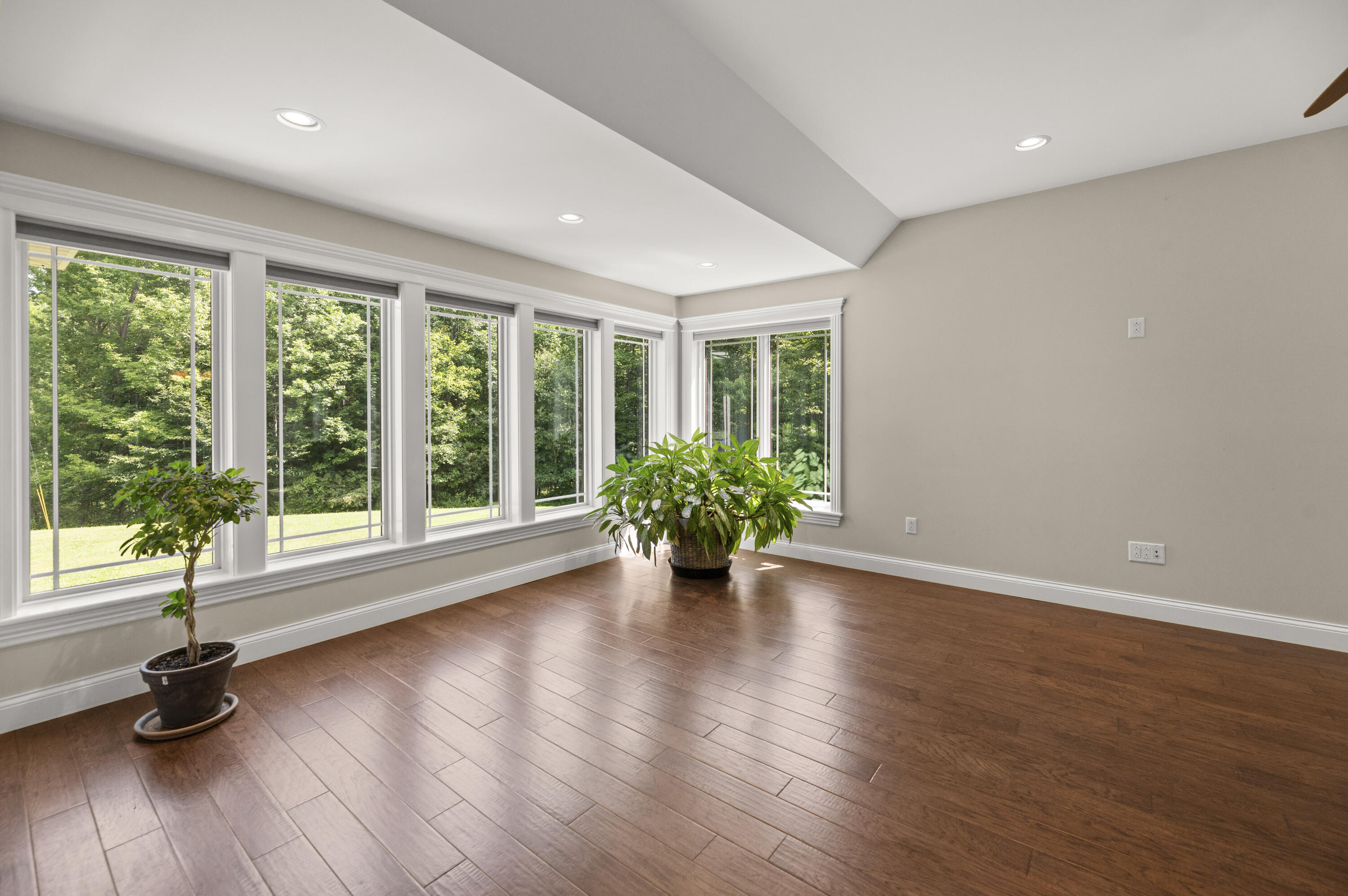 8 Badger Lane Property Photo 24