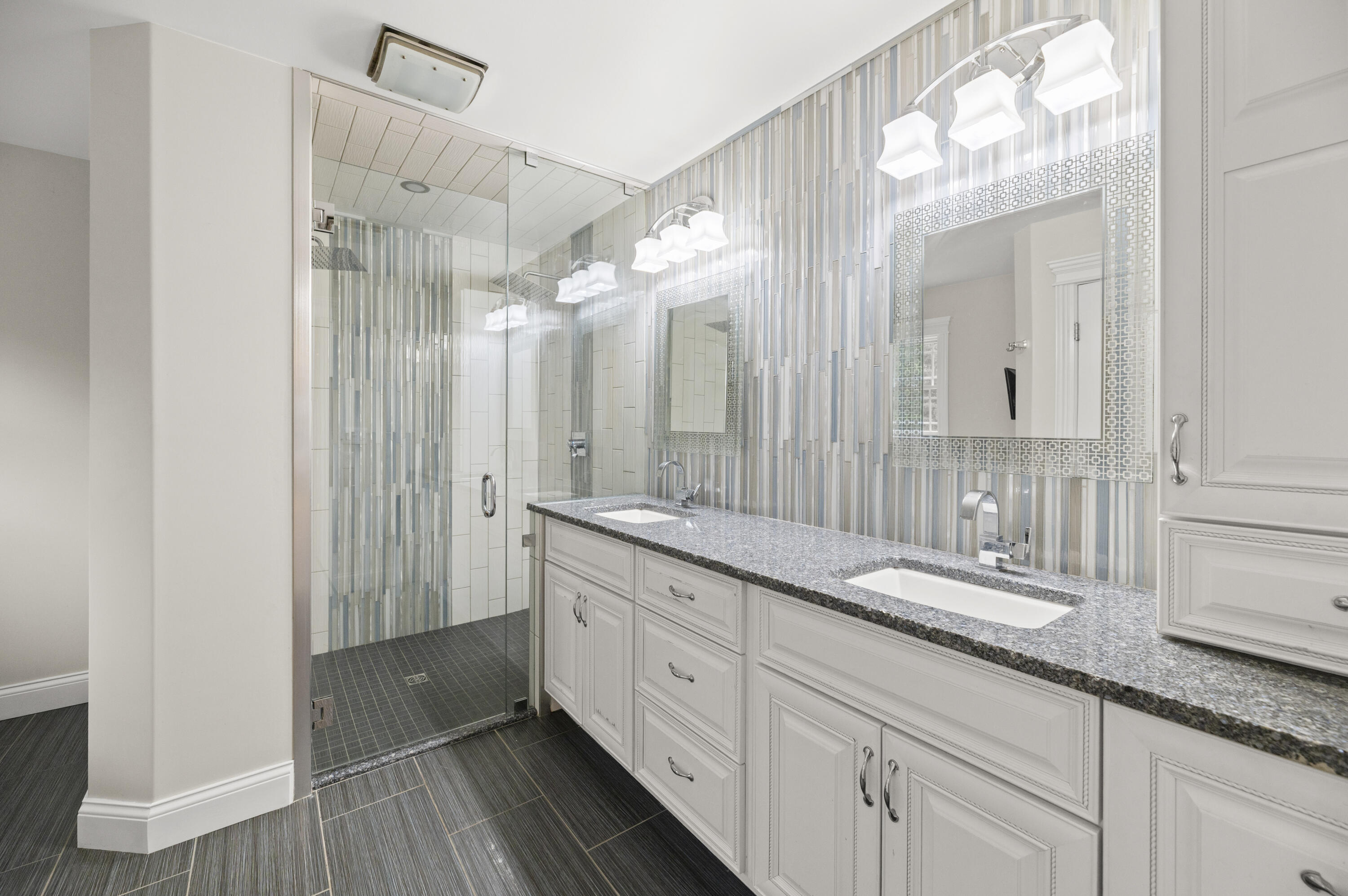 8 Badger Lane Property Photo 54