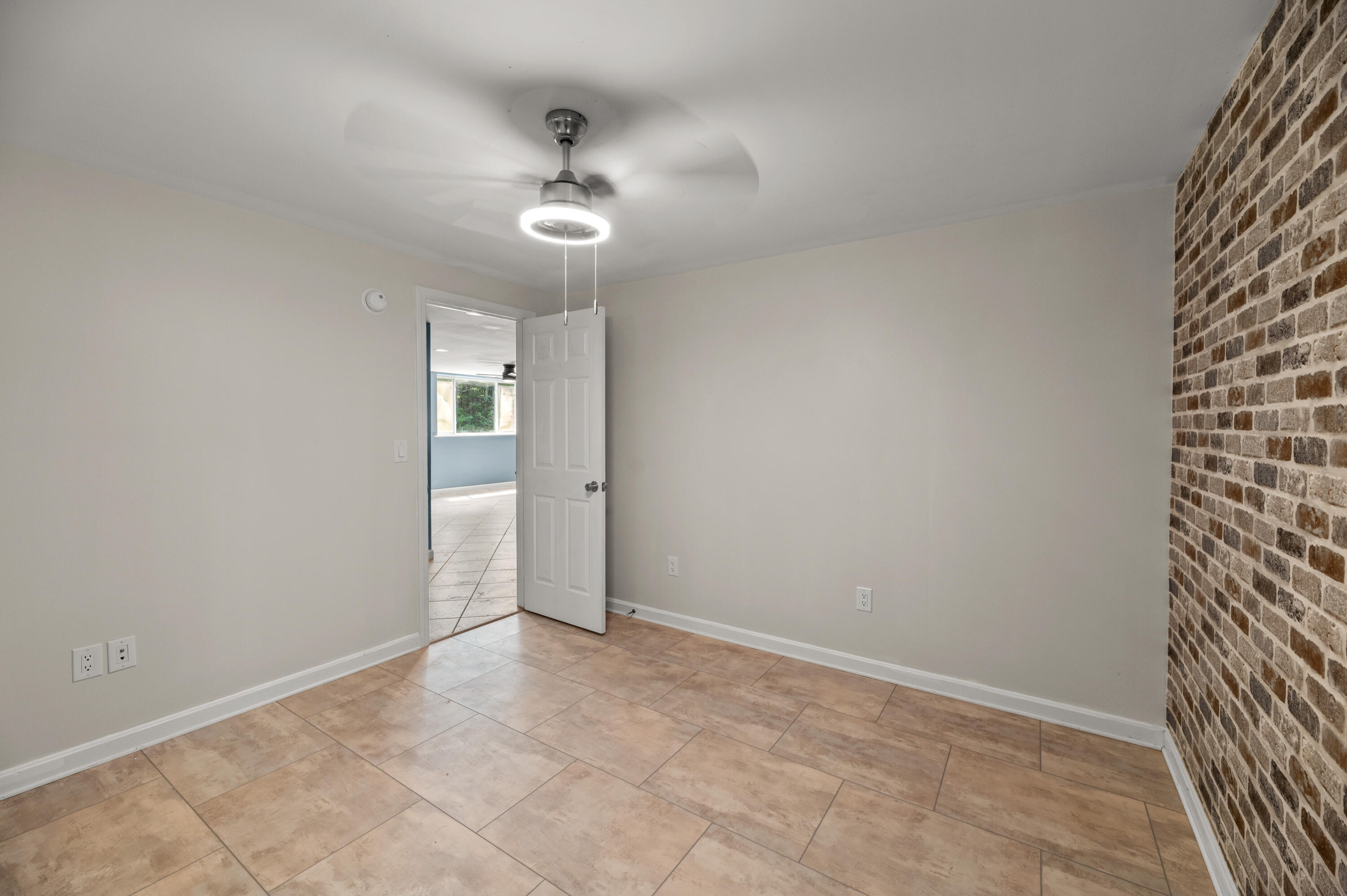 8 Badger Lane Property Photo 89