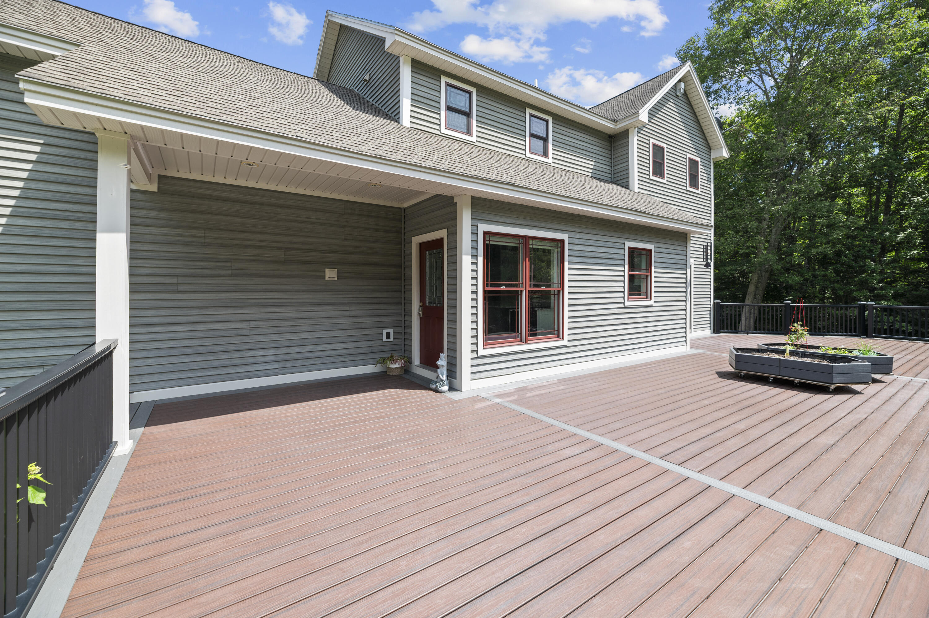8 Badger Lane Property Photo 100