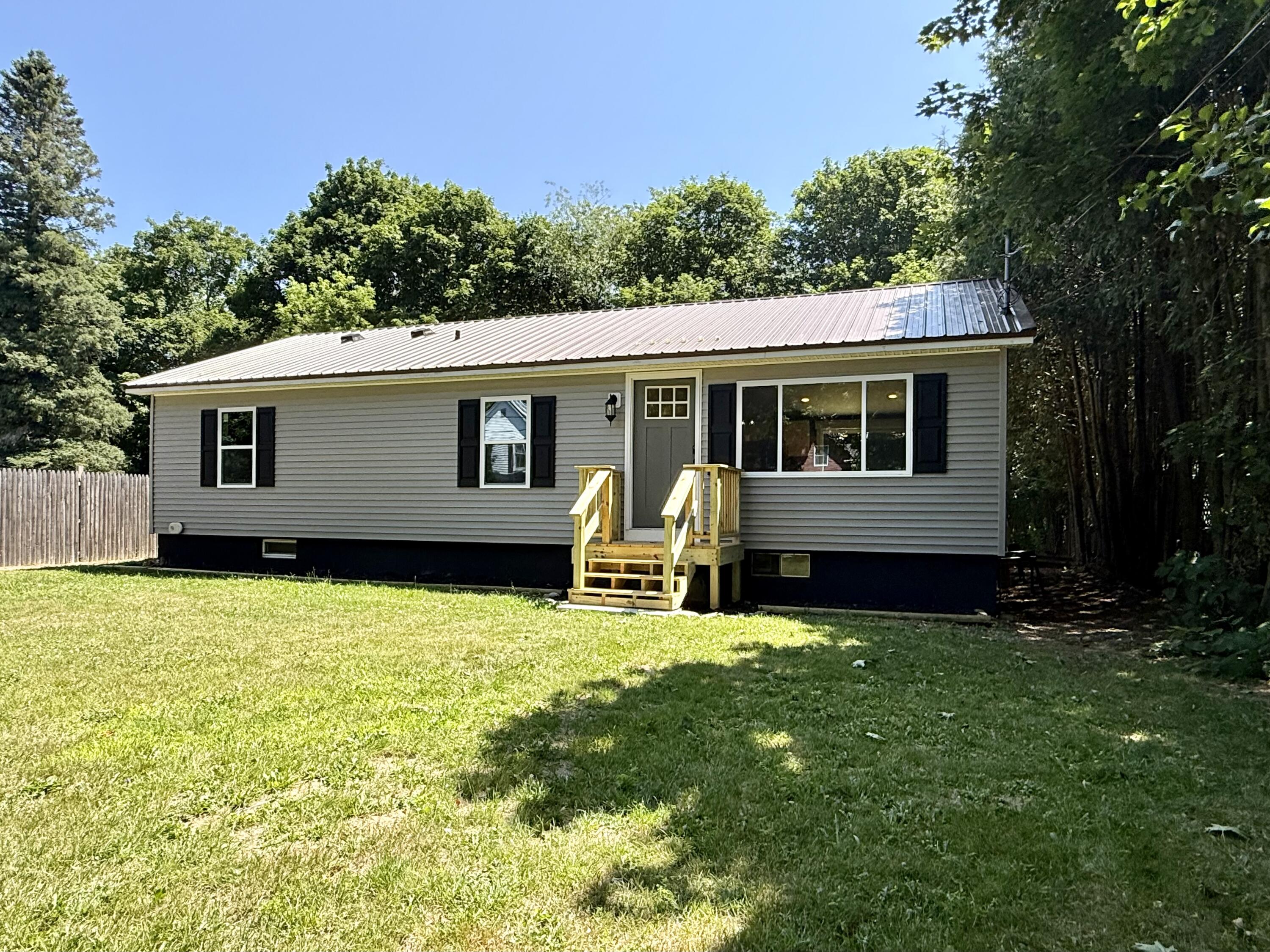 90 Downes Street Property Photo 1