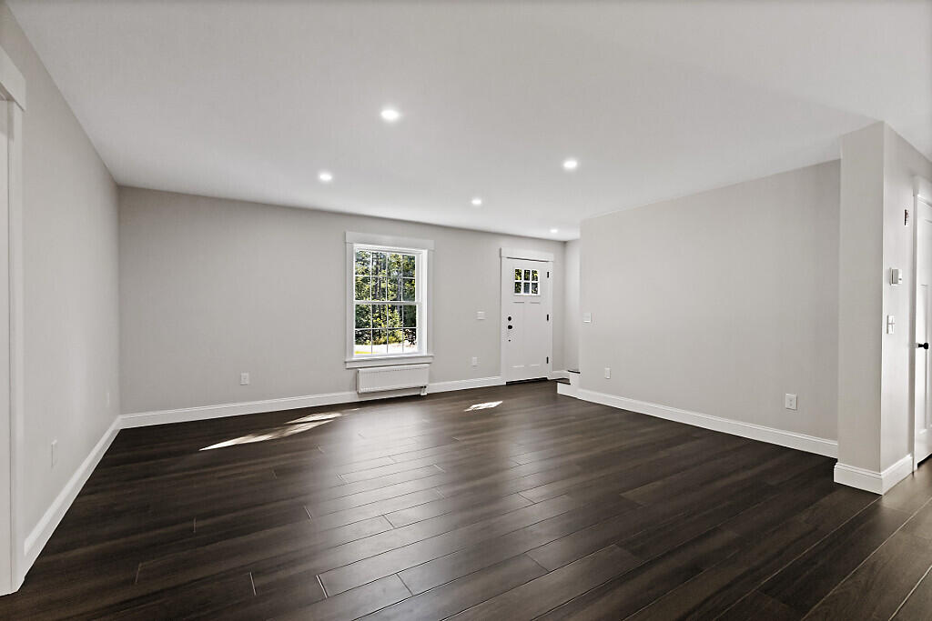 17 Balsam Lane Property Photo 18