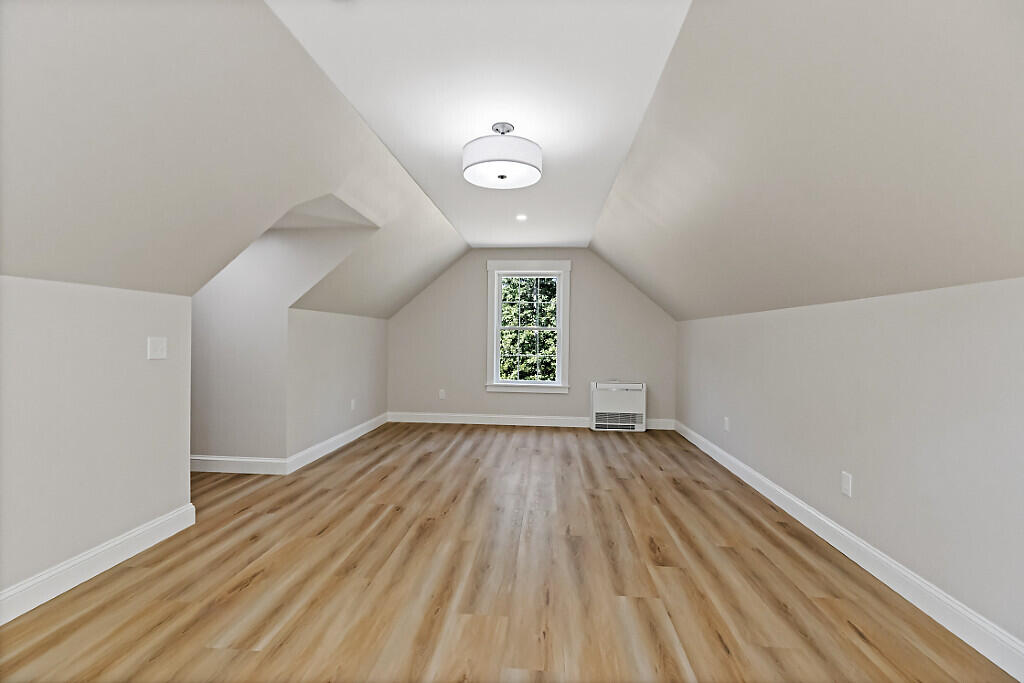 17 Balsam Lane Property Photo 43