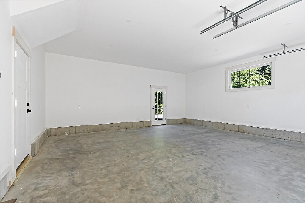 17 Balsam Lane Property Photo 45