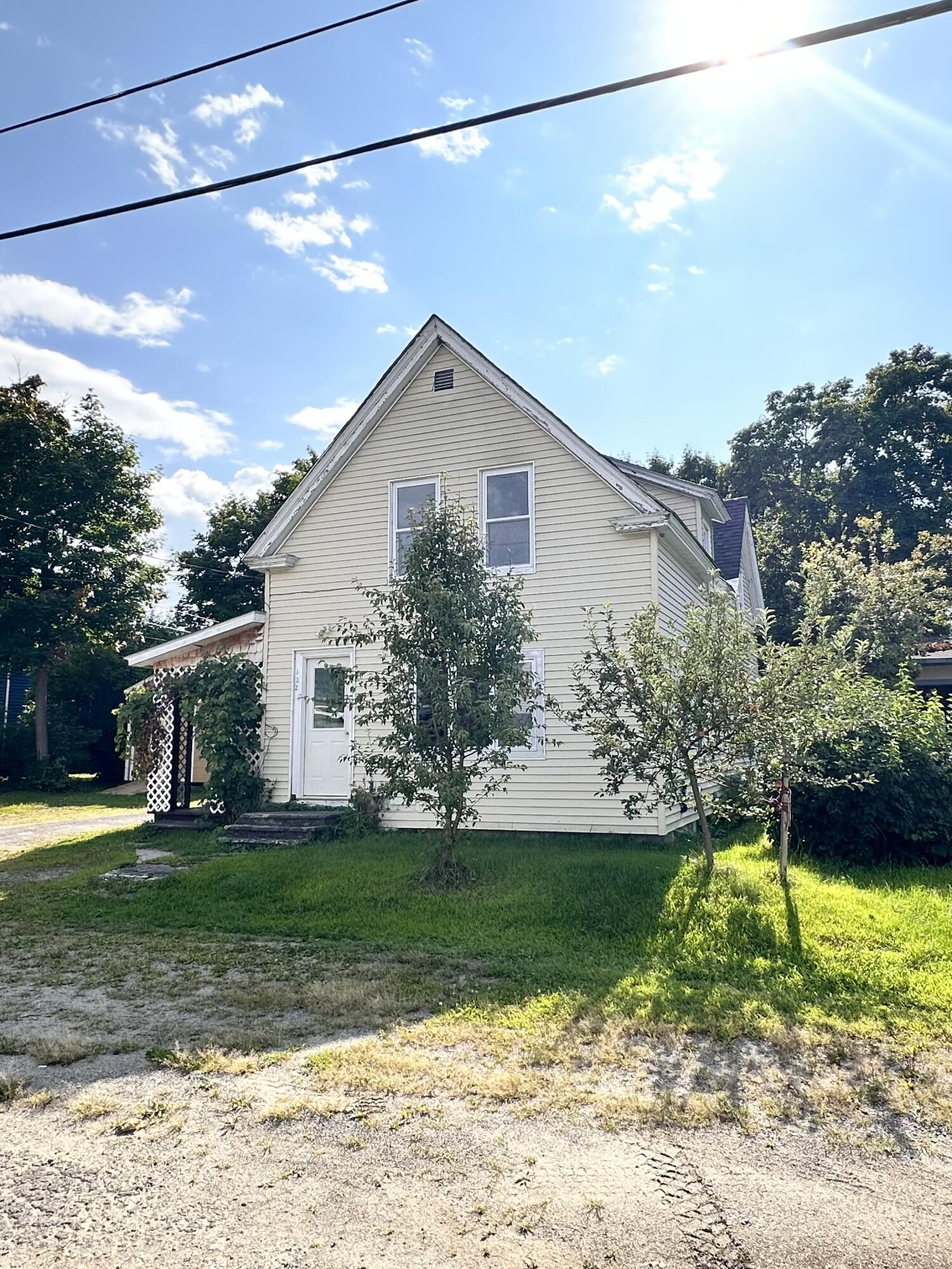 122 Knox Street Property Photo 3