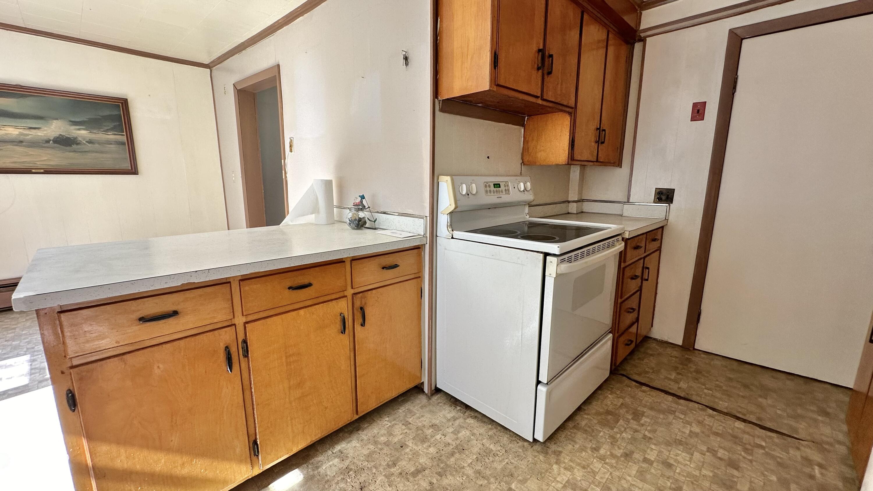 122 Knox Street Property Photo 8