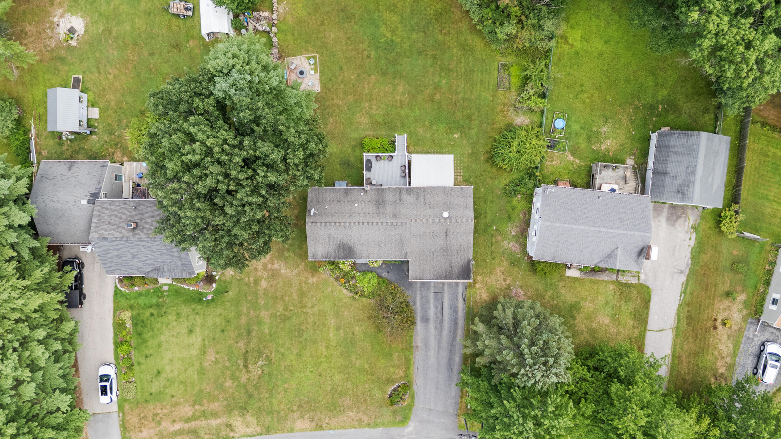 18 Ellen Circle Property Photo 49