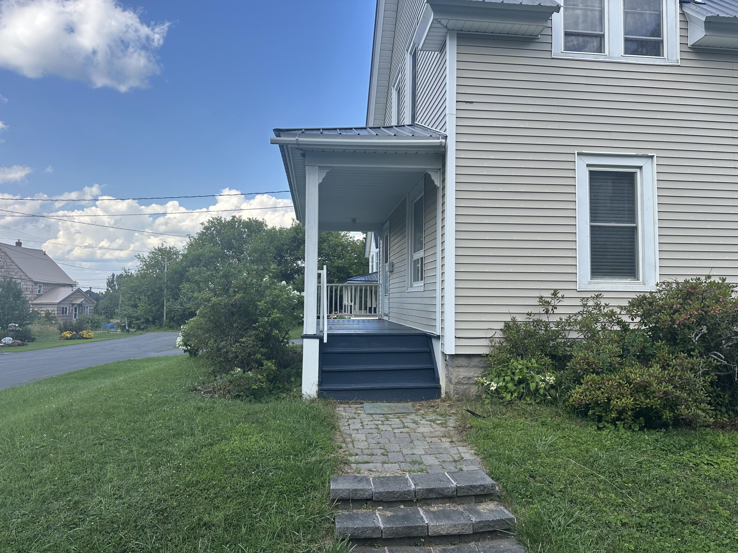 6 Whitney Street Property Photo 8