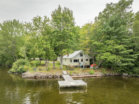 91 Lakeview Street Property Photo 1
