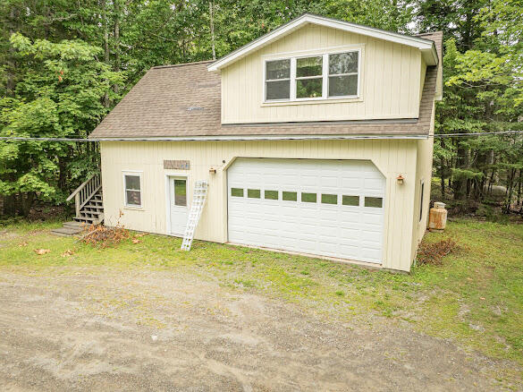 91 Lakeview Street Property Photo 16