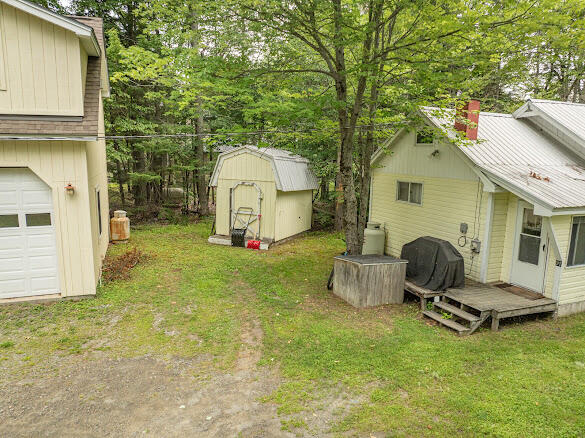 91 Lakeview Street Property Photo 44