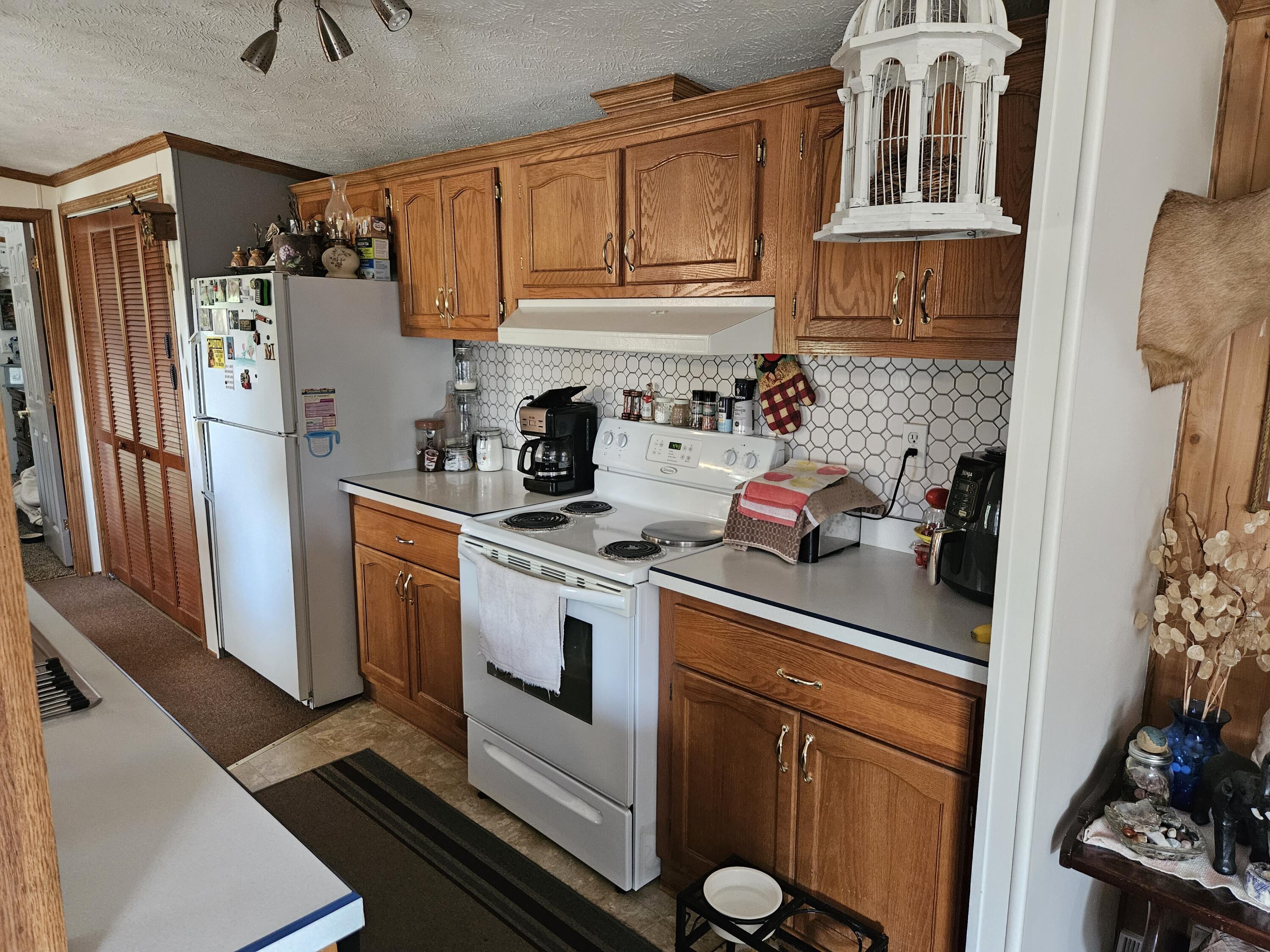 39 Mountain View Lane Property Photo 9