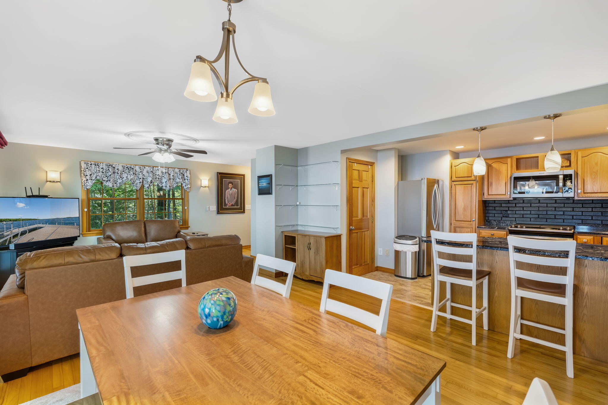 10 Shore Lane Property Photo 15