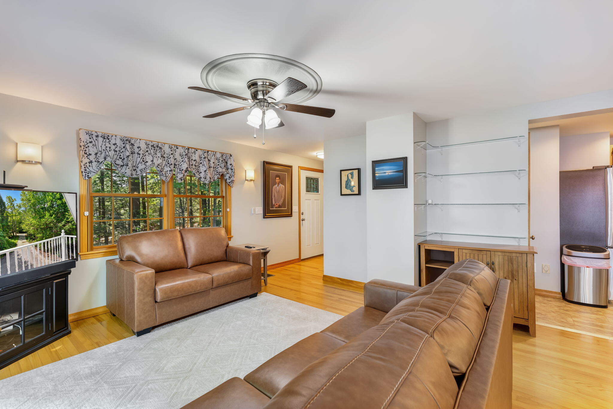 10 Shore Lane Property Photo 16
