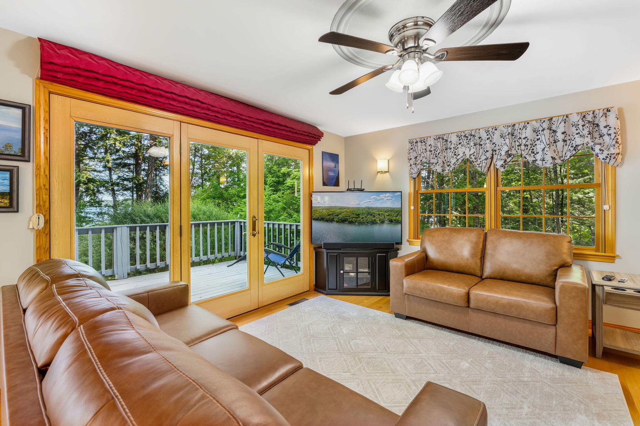 10 Shore Lane Property Photo 19