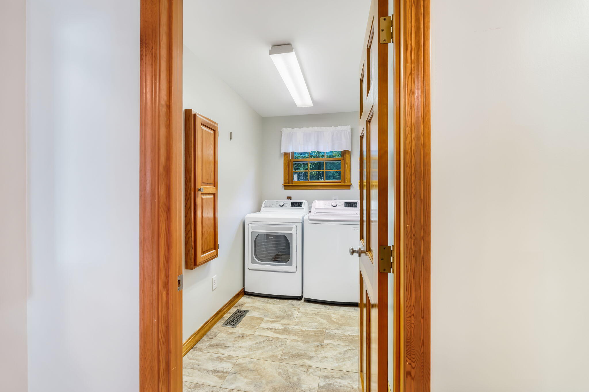 10 Shore Lane Property Photo 30