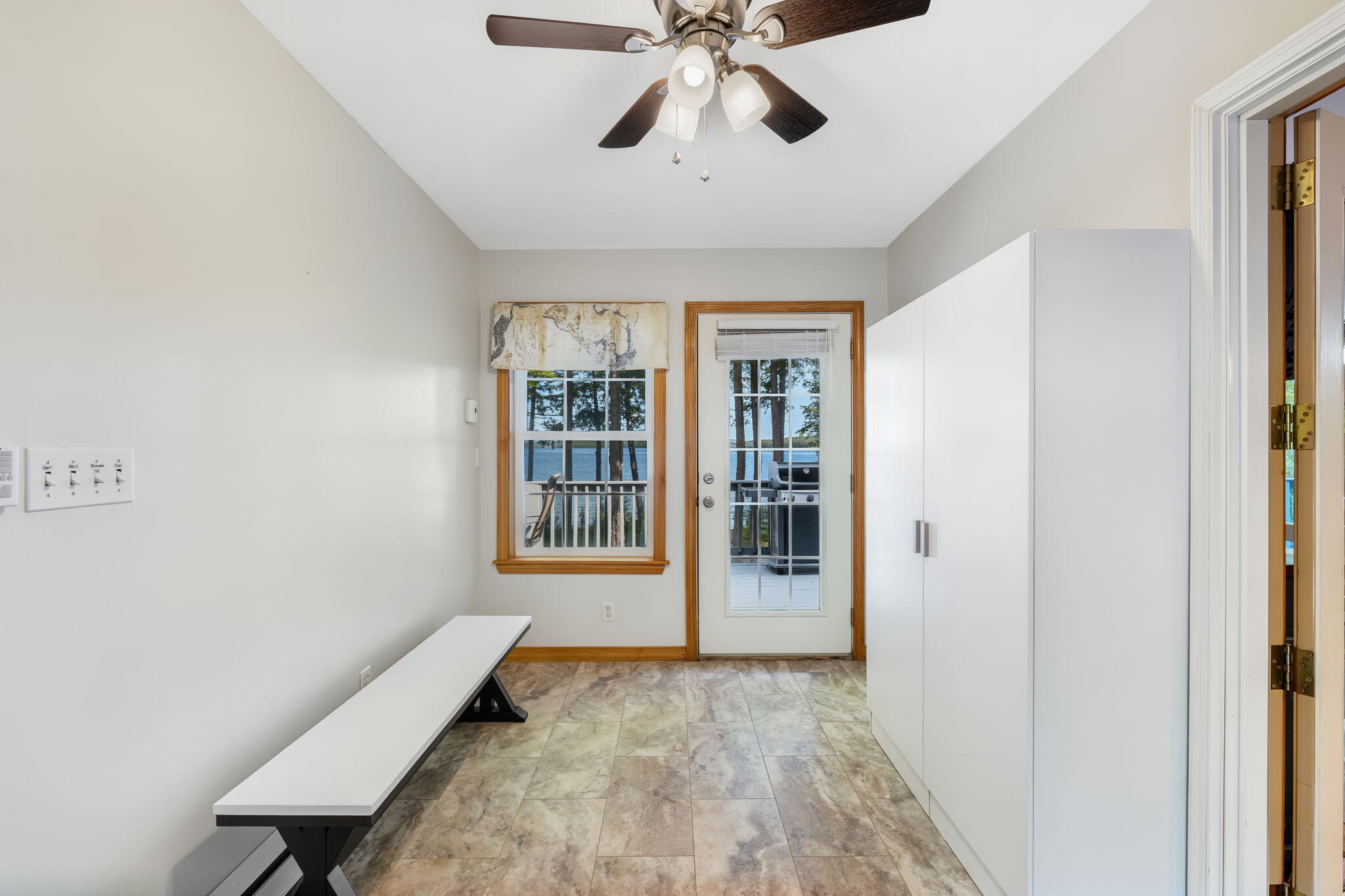 10 Shore Lane Property Photo 40