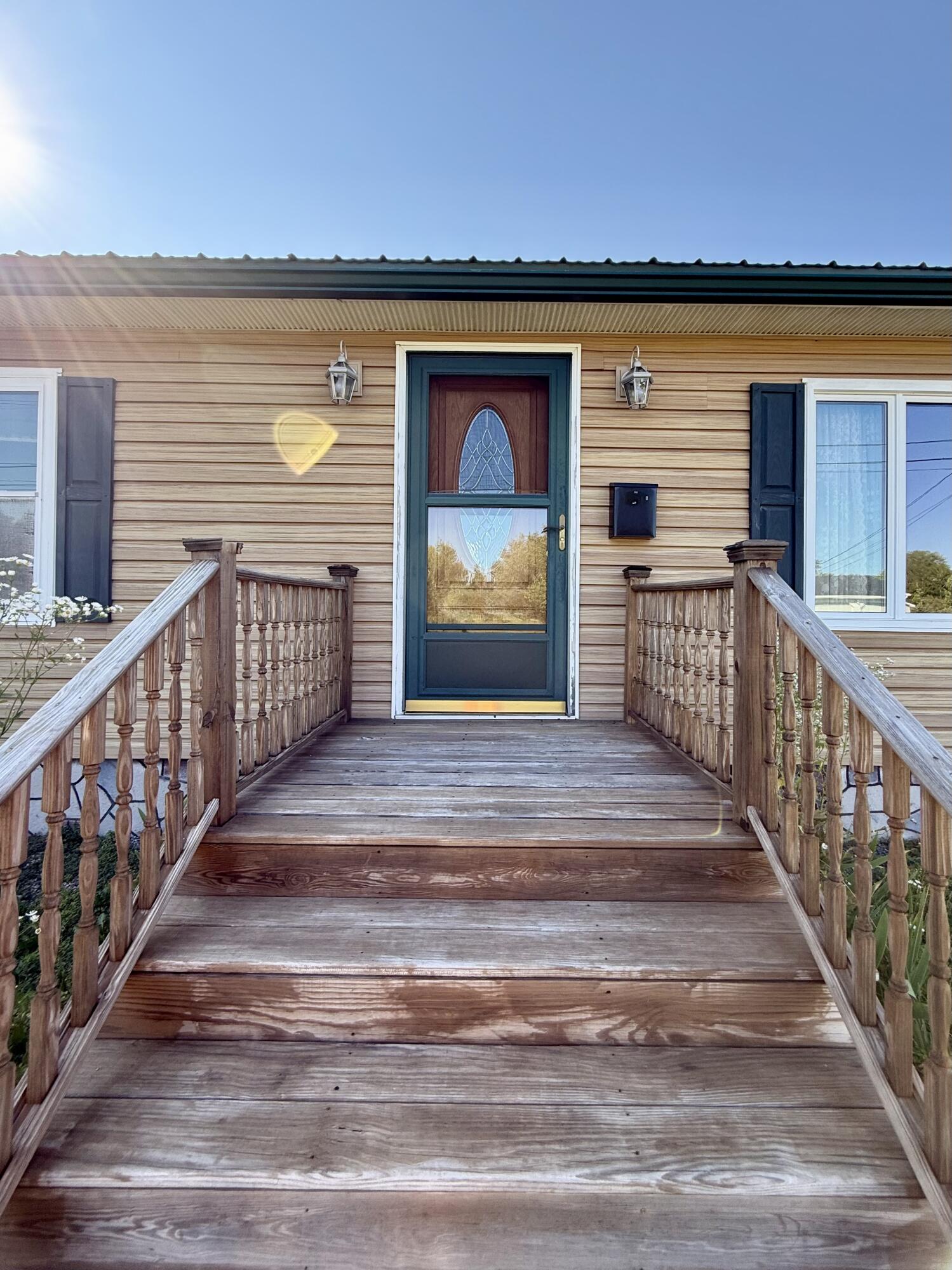 20 Willow Street Property Photo 1