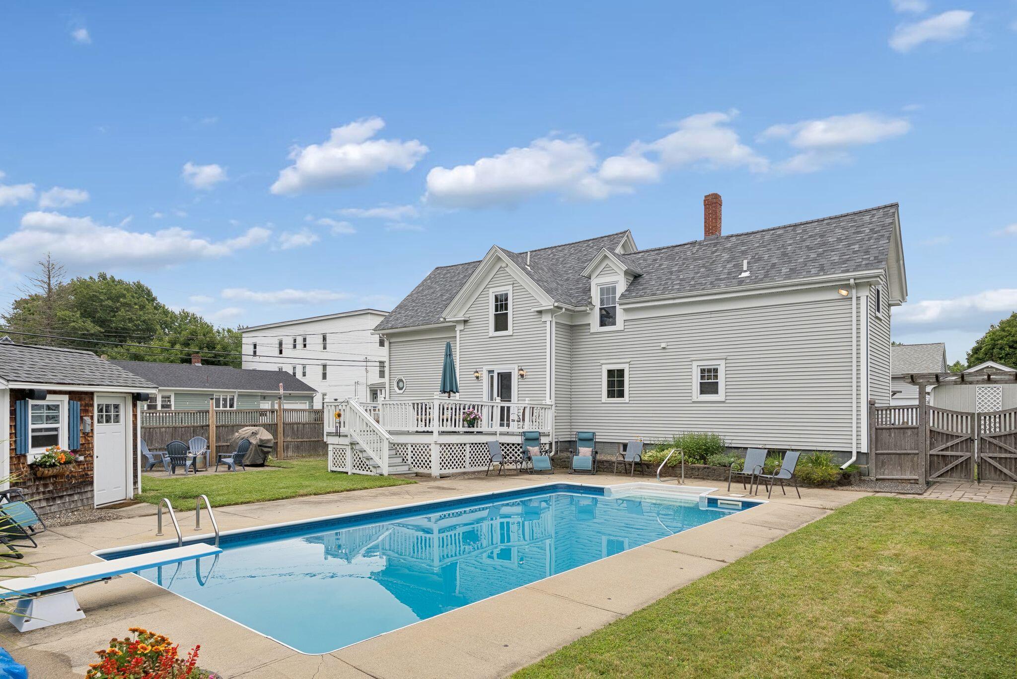 166 Hill Street Property Photo 4