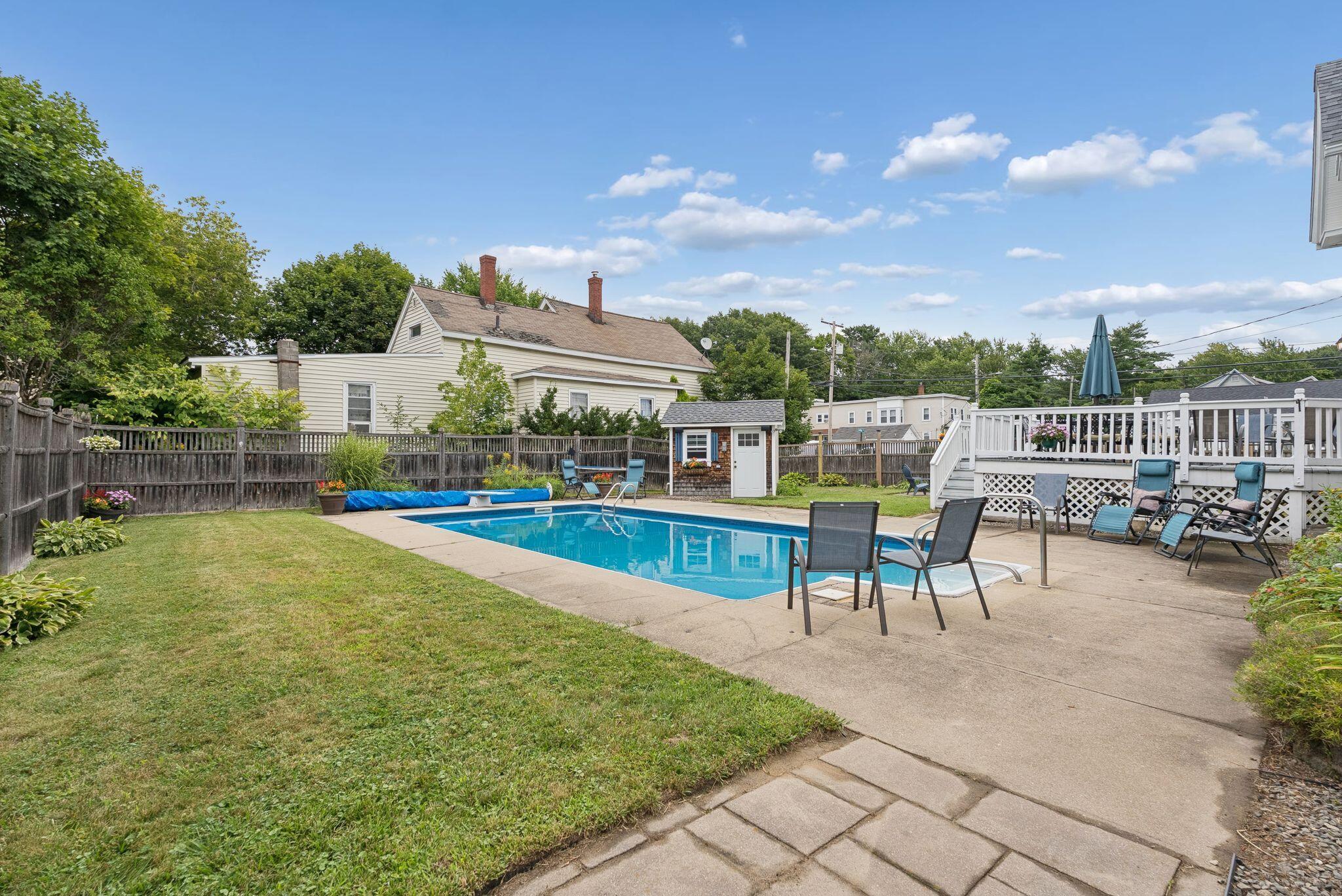 166 Hill Street Property Photo 6