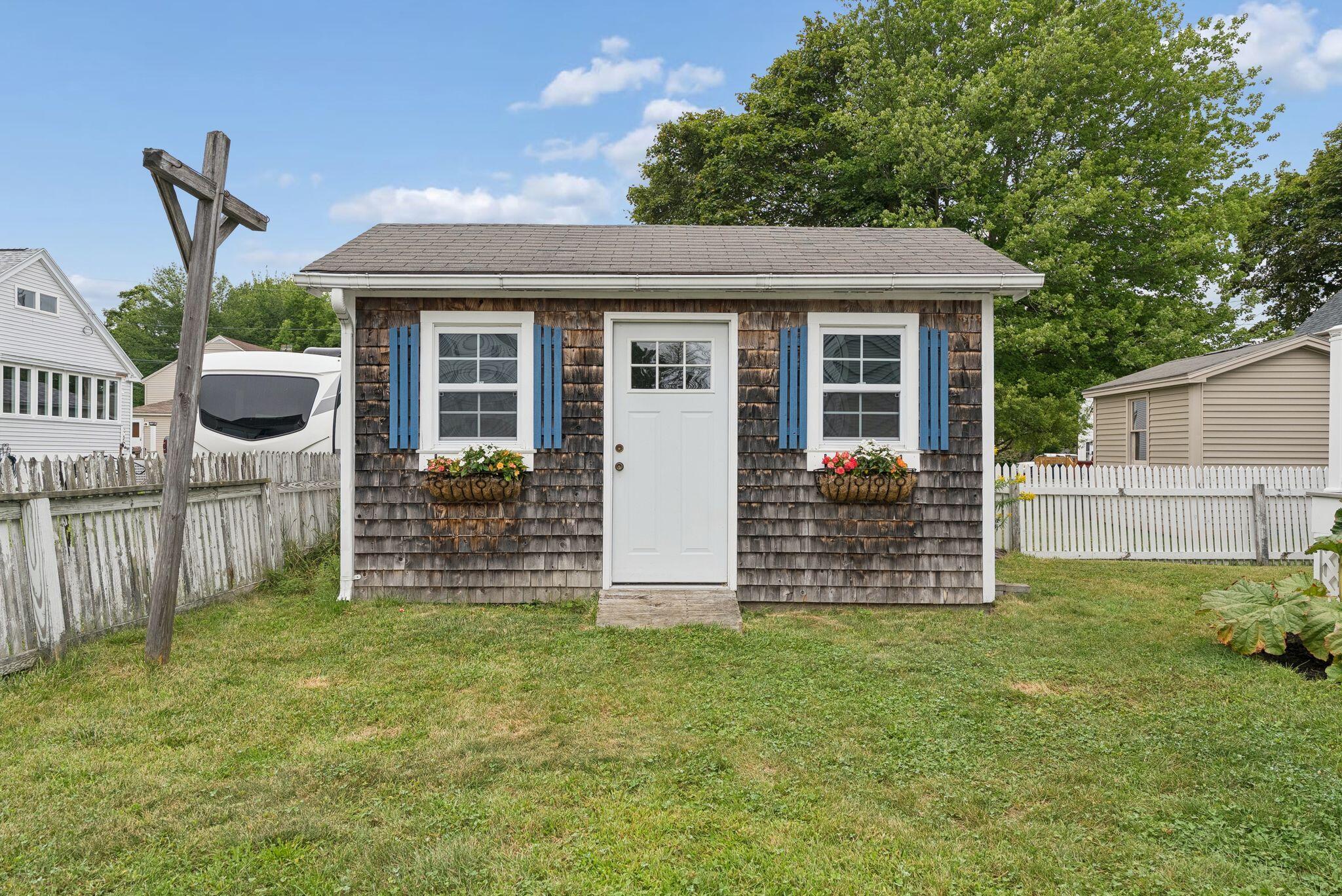 166 Hill Street Property Photo 11
