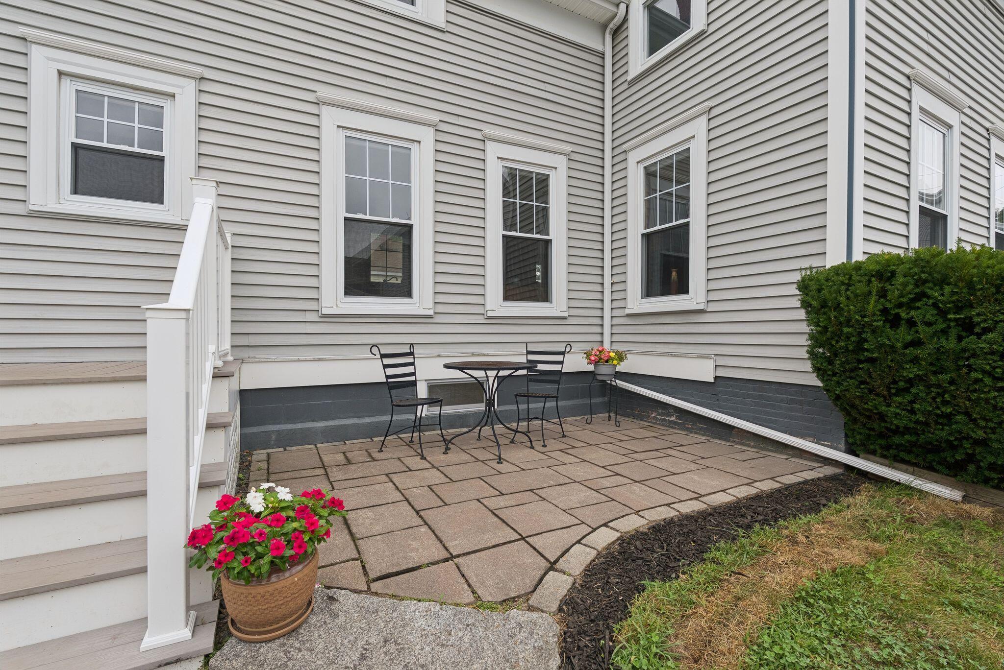 166 Hill Street Property Photo 14