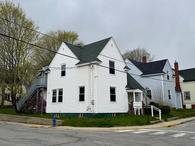 201 Knox Street Property Photo 34