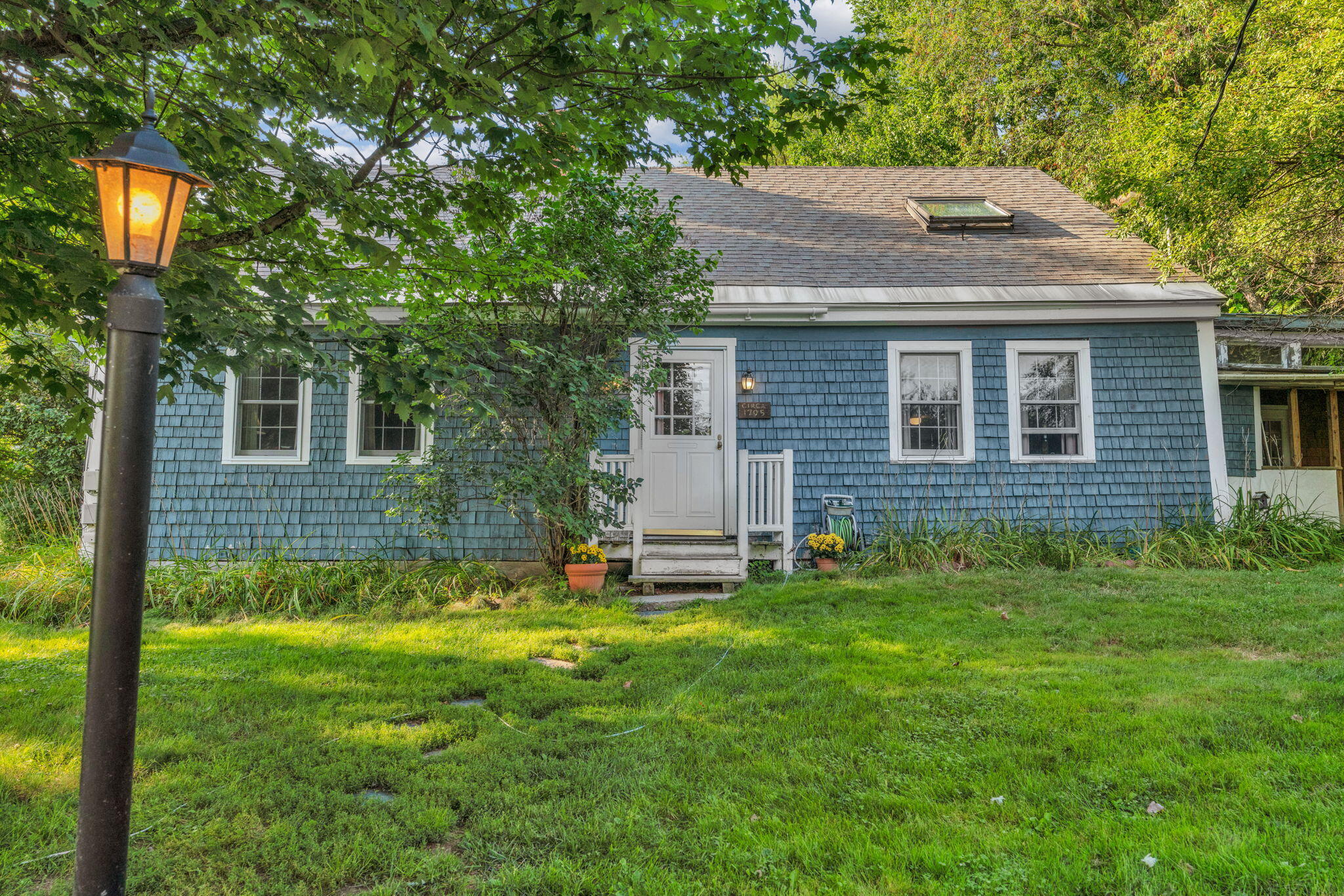 263 W Ridge Road Property Photo 1