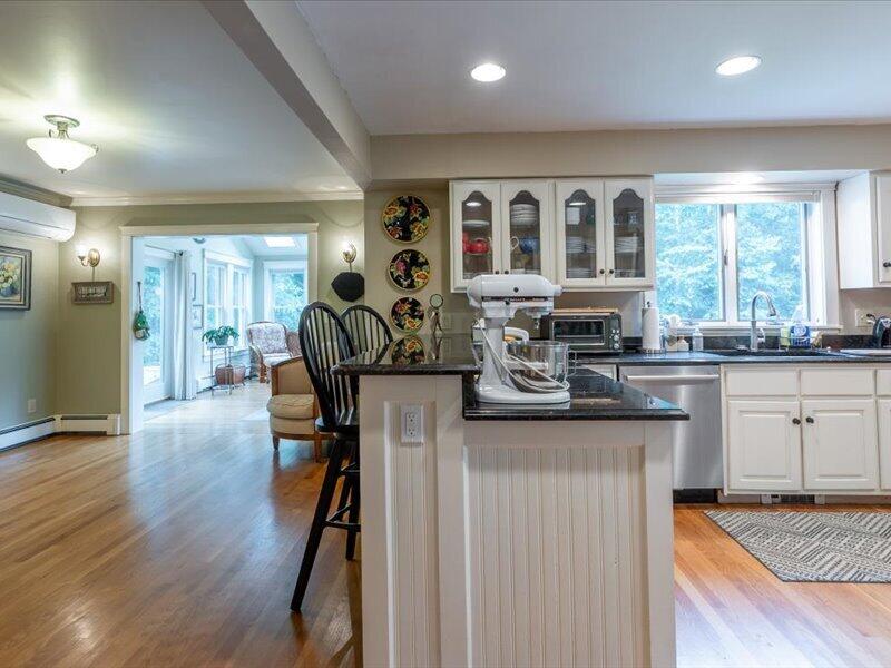 336 Lakeside Drive Property Photo 8