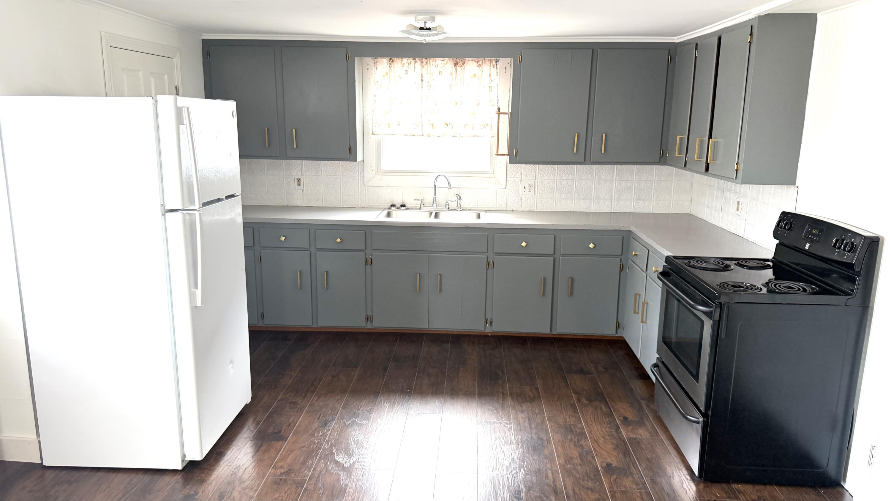 151 Rideout Street Property Photo 6