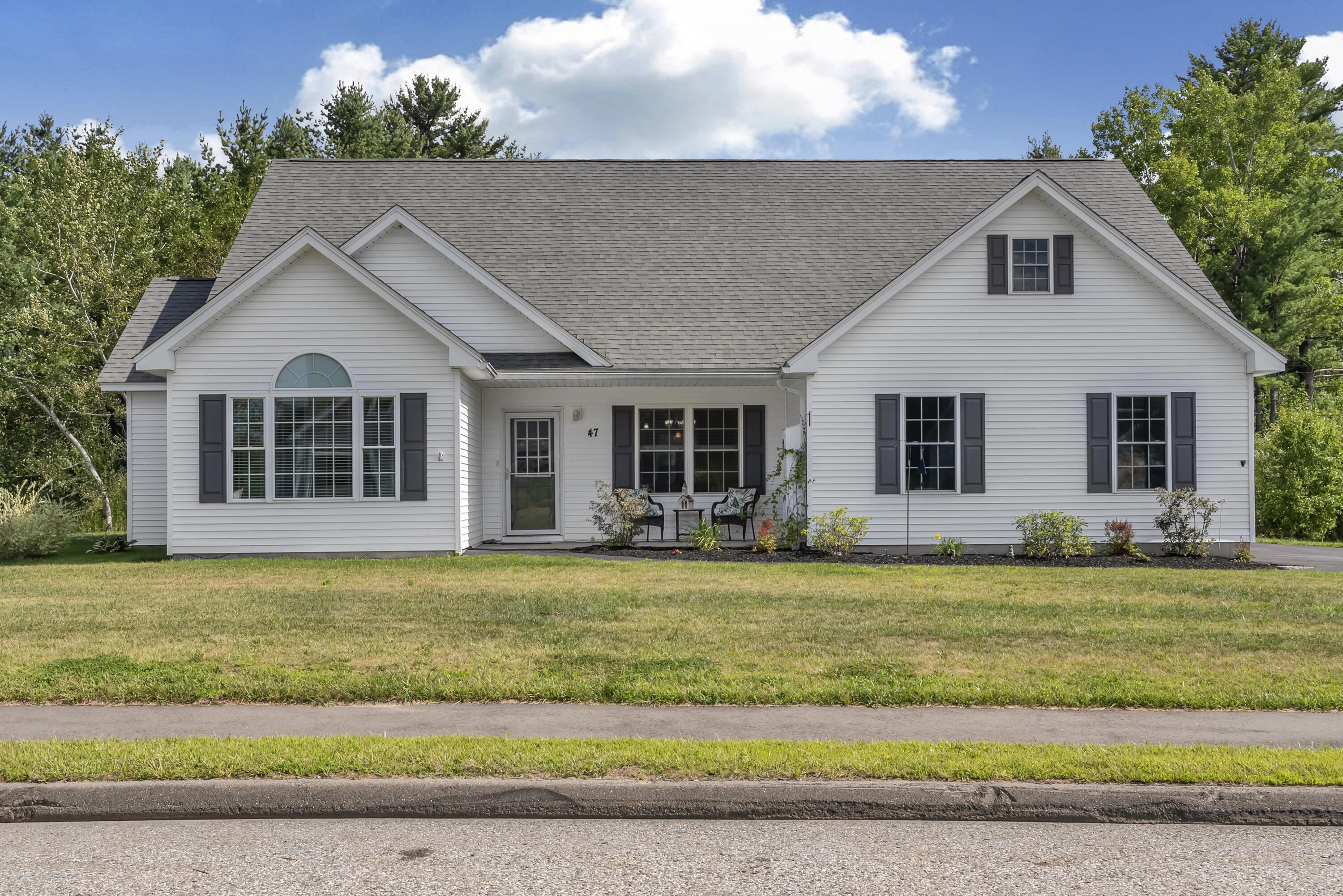 47 Fieldstone Drive Property Photo 1