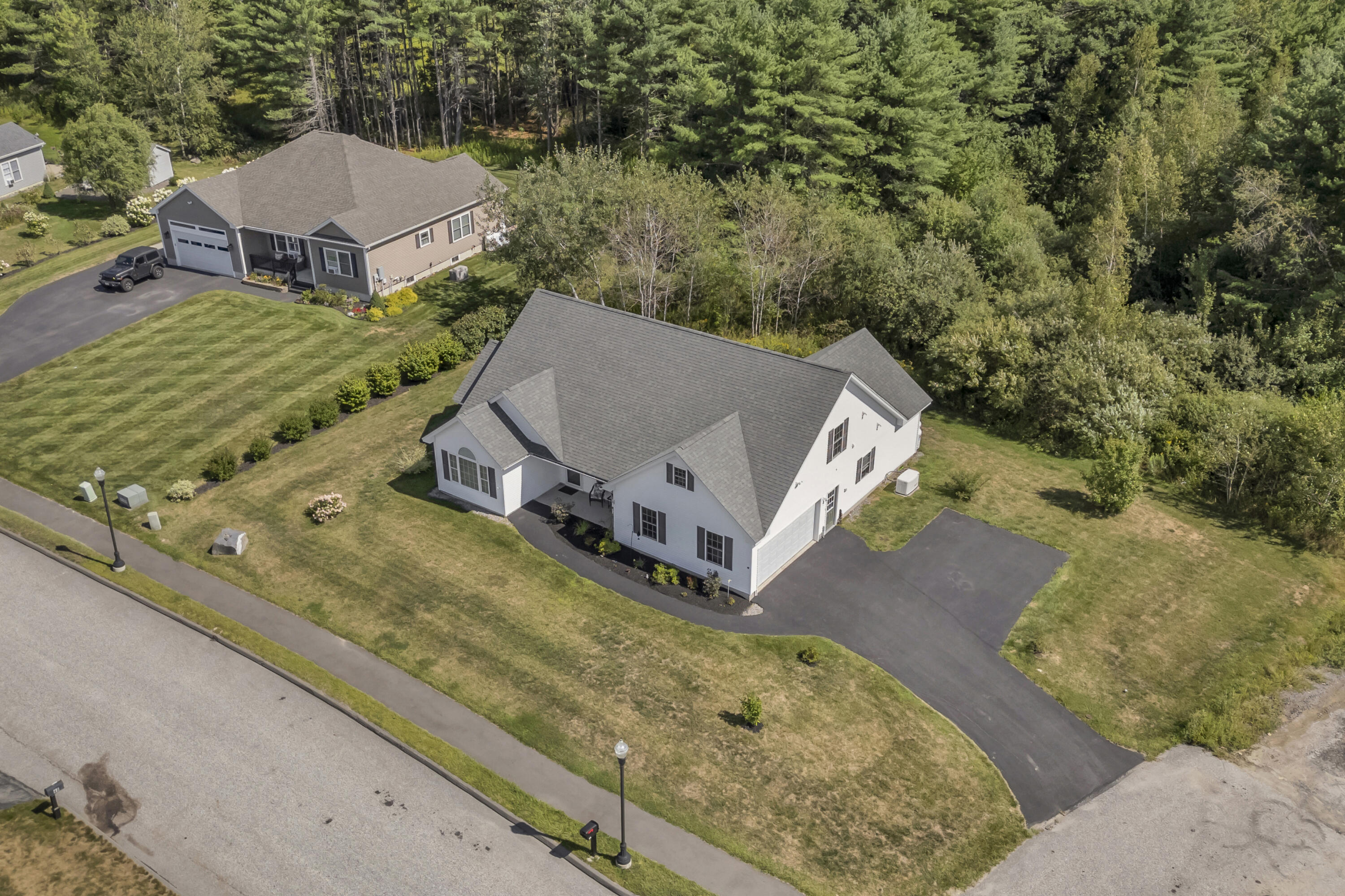 47 Fieldstone Drive Property Photo 6