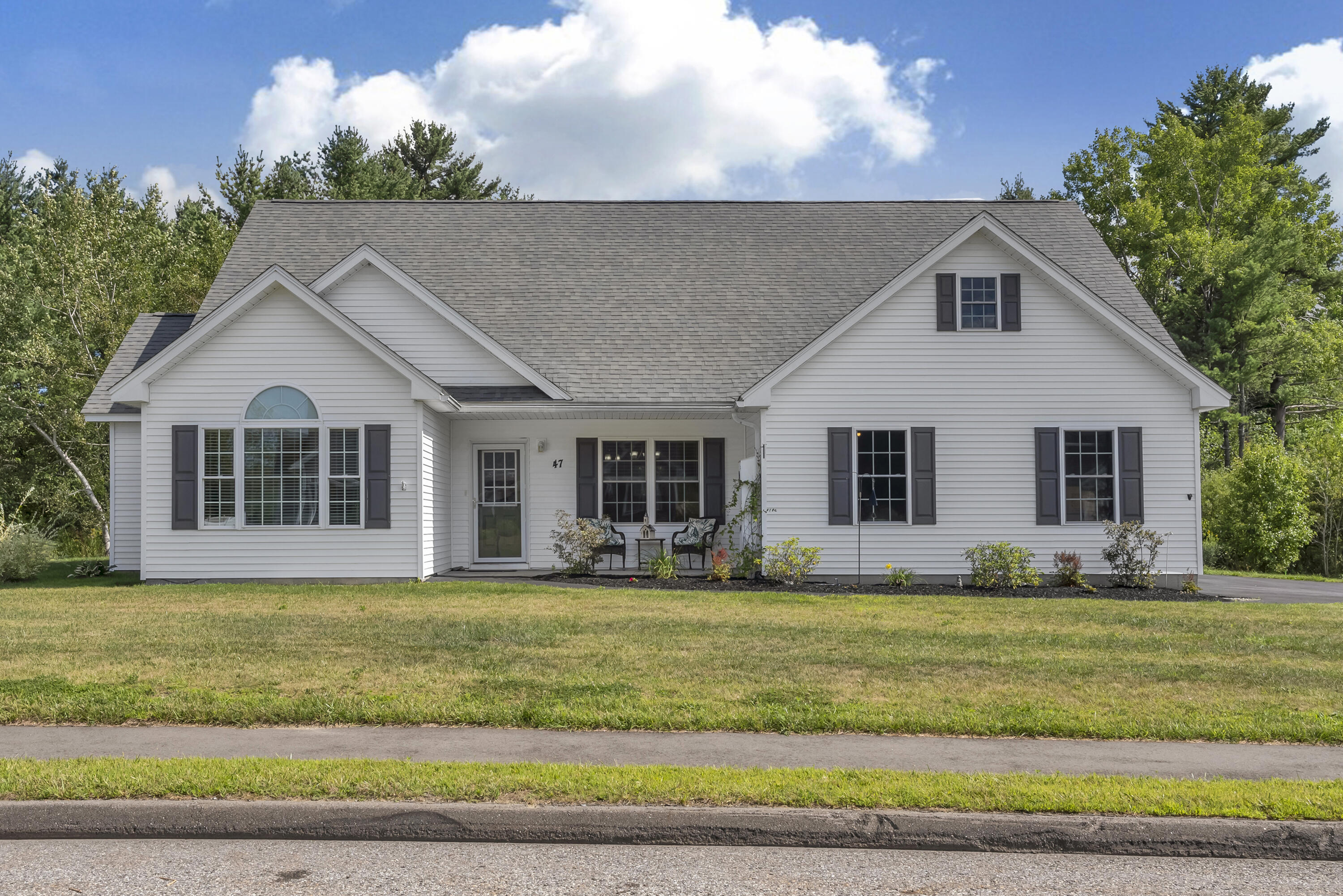 47 Fieldstone Drive Property Photo 8