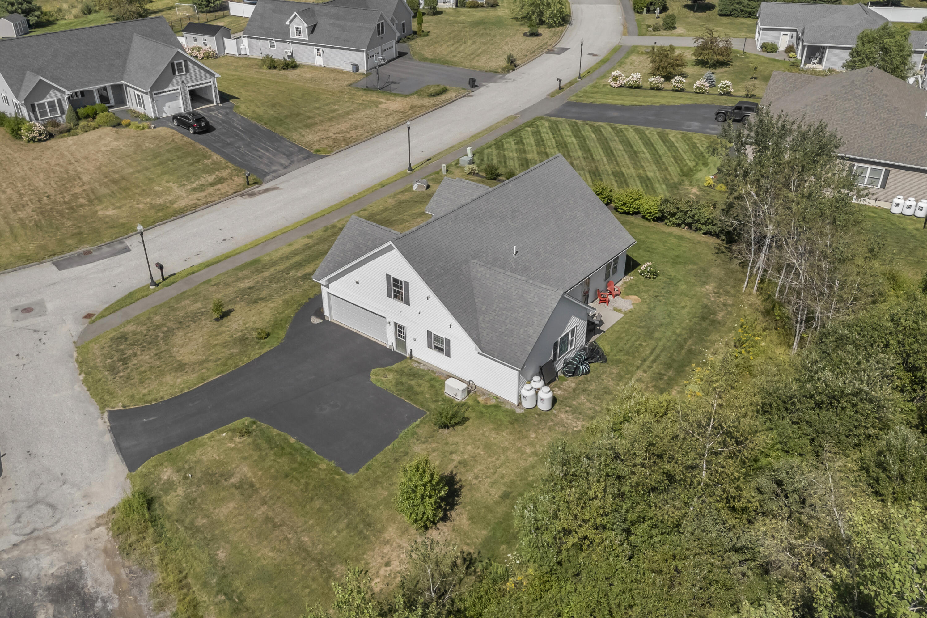 47 Fieldstone Drive Property Photo 49