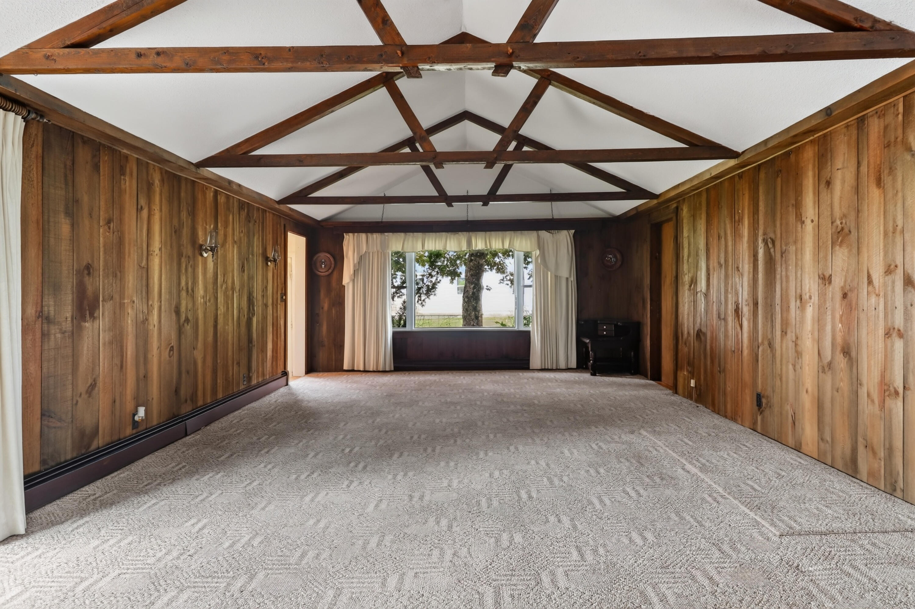 26 Forest Hill Street Property Photo 22