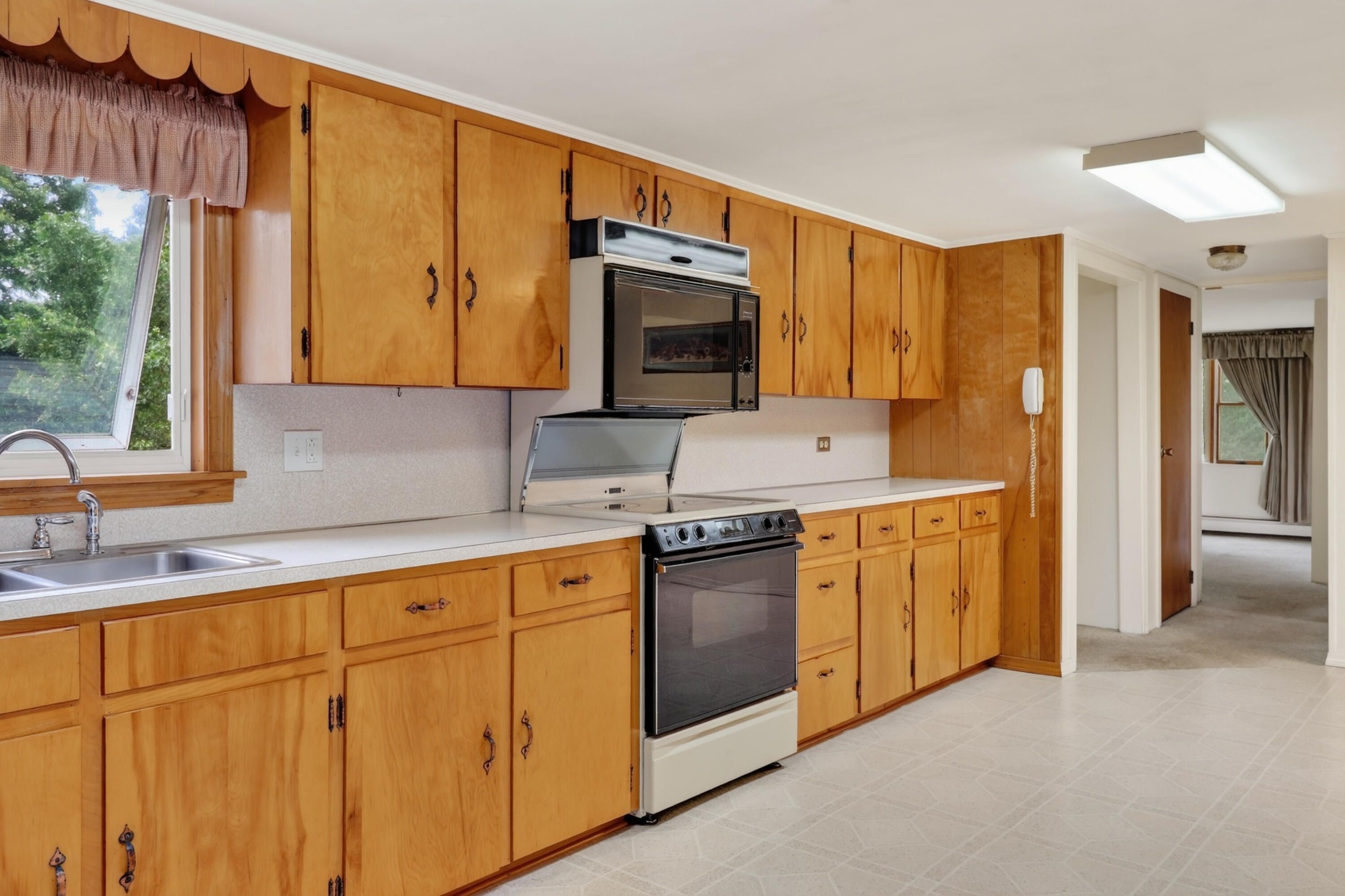 26 Forest Hill Street Property Photo 25