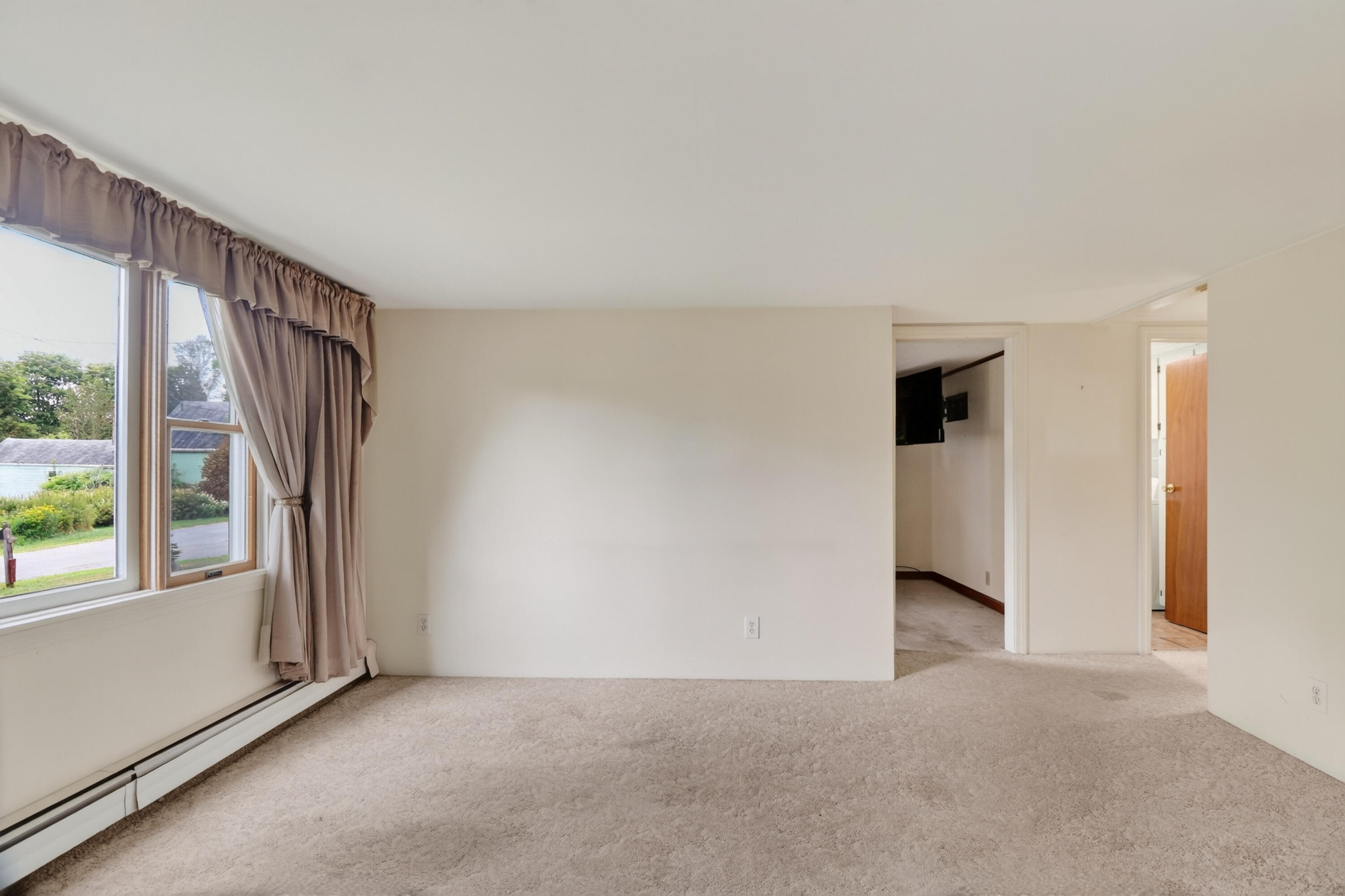 26 Forest Hill Street Property Photo 36