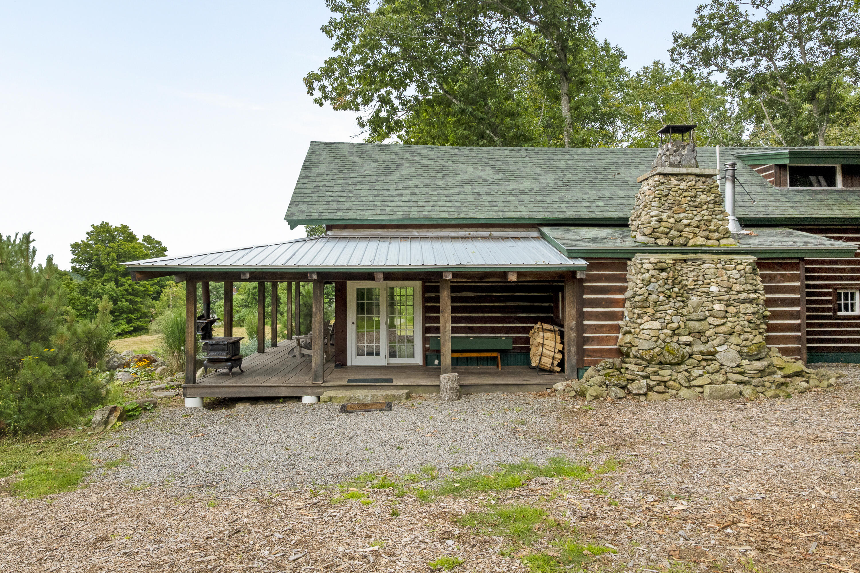 216 Robinson Road Property Photo 8